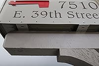 Vista 2 de Soporte de montaje para buzón de correo libre de óxido, aluminio, grande (se adapta a buzones con un piso de 8 pulgadas de ancho)