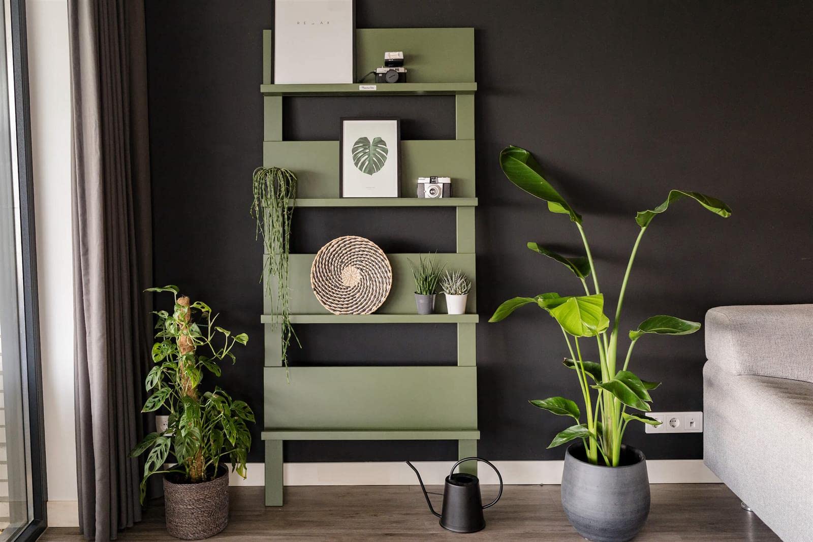MaximaVida Wandregal Jamie schwarz - Bücherregal - Zeitschriftenregal - 180 cm x 80 cm (Green)
