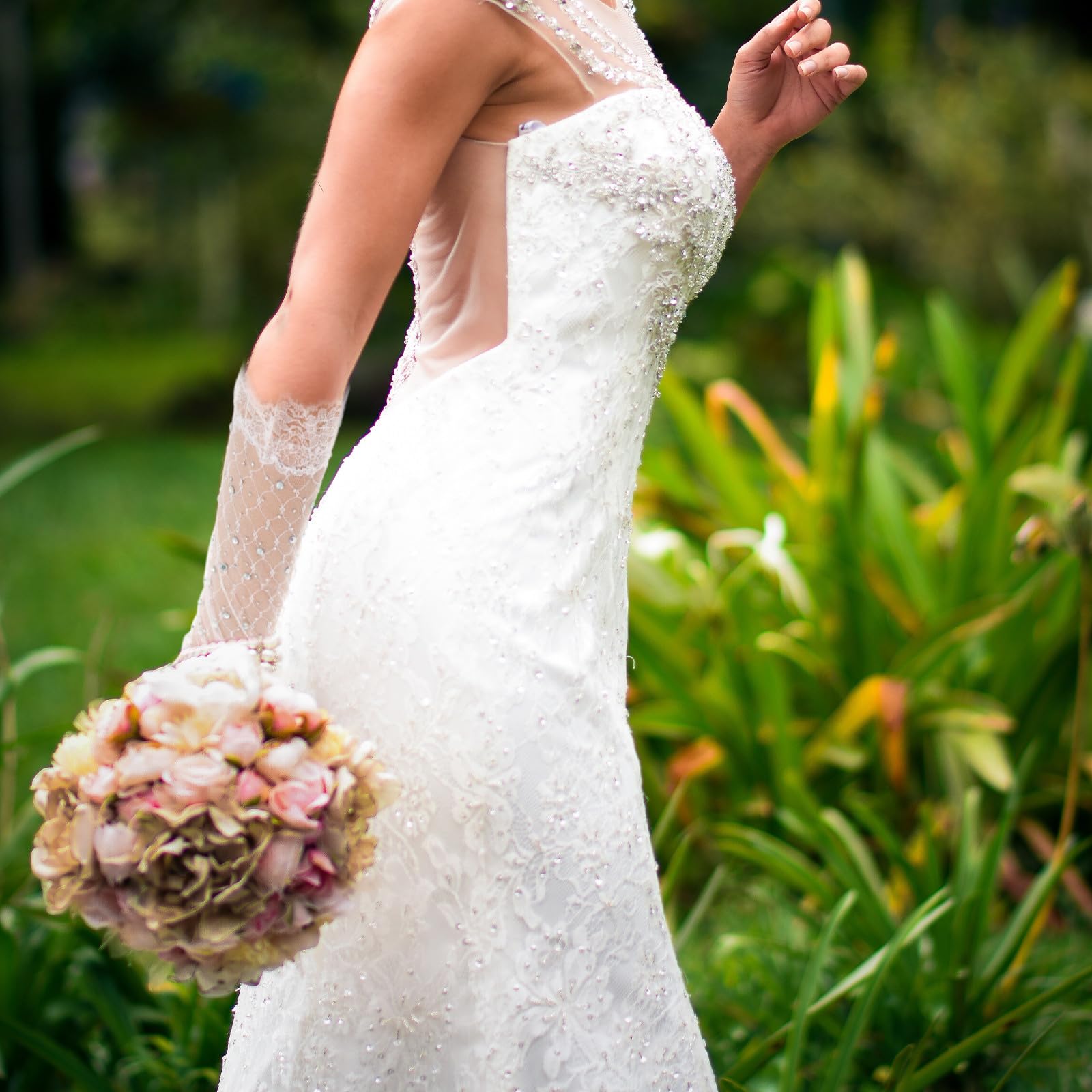 Abaodam 3 Pares Guantes Largos de Encaje Blanco para Mujer Diseño Elegante y Material Transpirable para Bodas y Eventos Formales