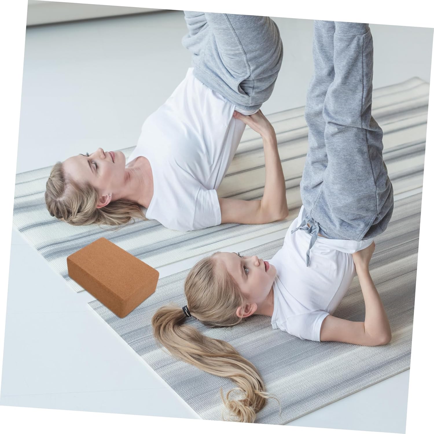 Generic High Density Cork Yoga Block Non-slip Slip Resistant Yoga Accessory for Dance Fitness Balance and Flexibility Support