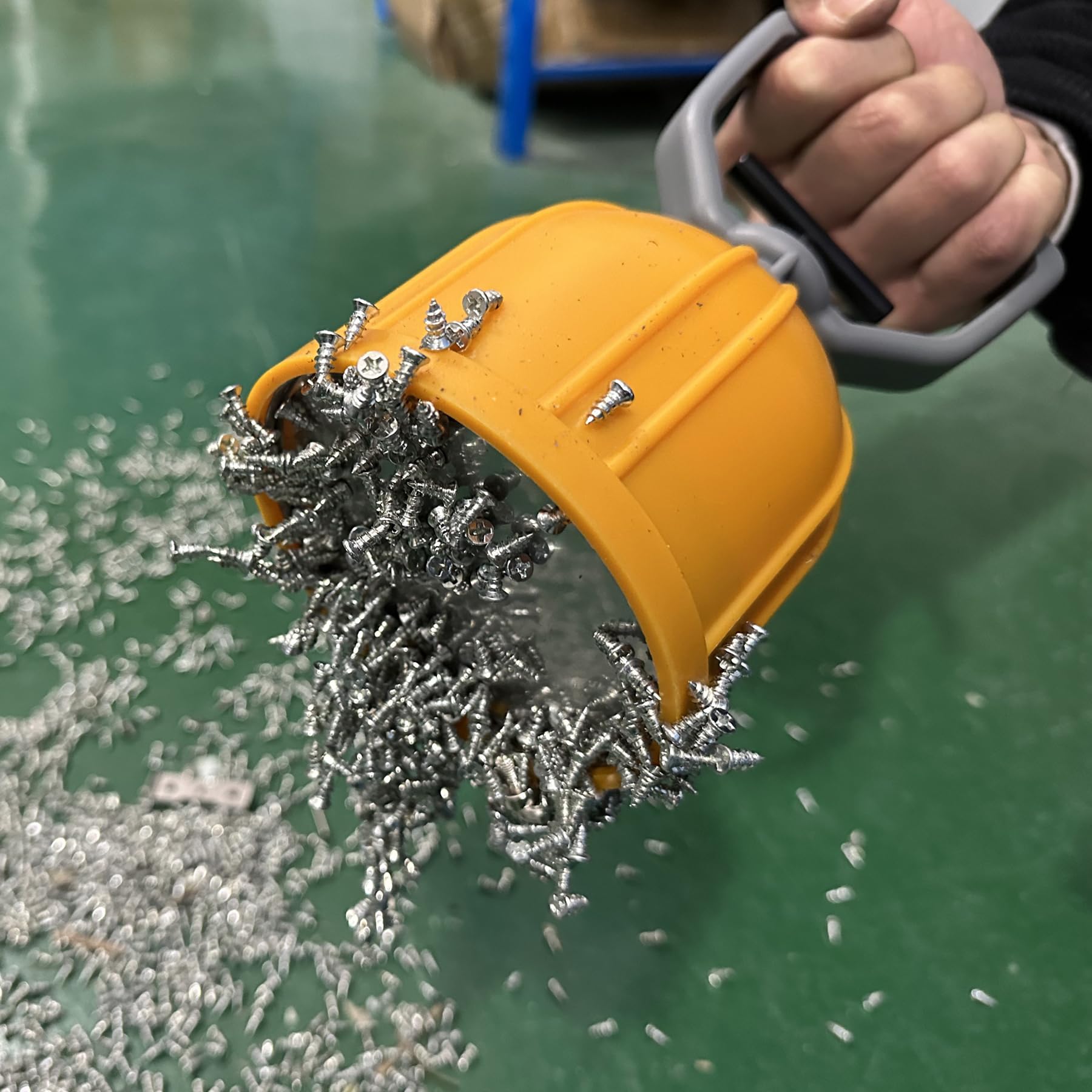 MUTUACTOR Forte sollevatore di parti sfuse magnetico,Strumento magnetico a rilascio rapido,Potente magnete per il trasferimento e il ritiro di chiodi viti dadi