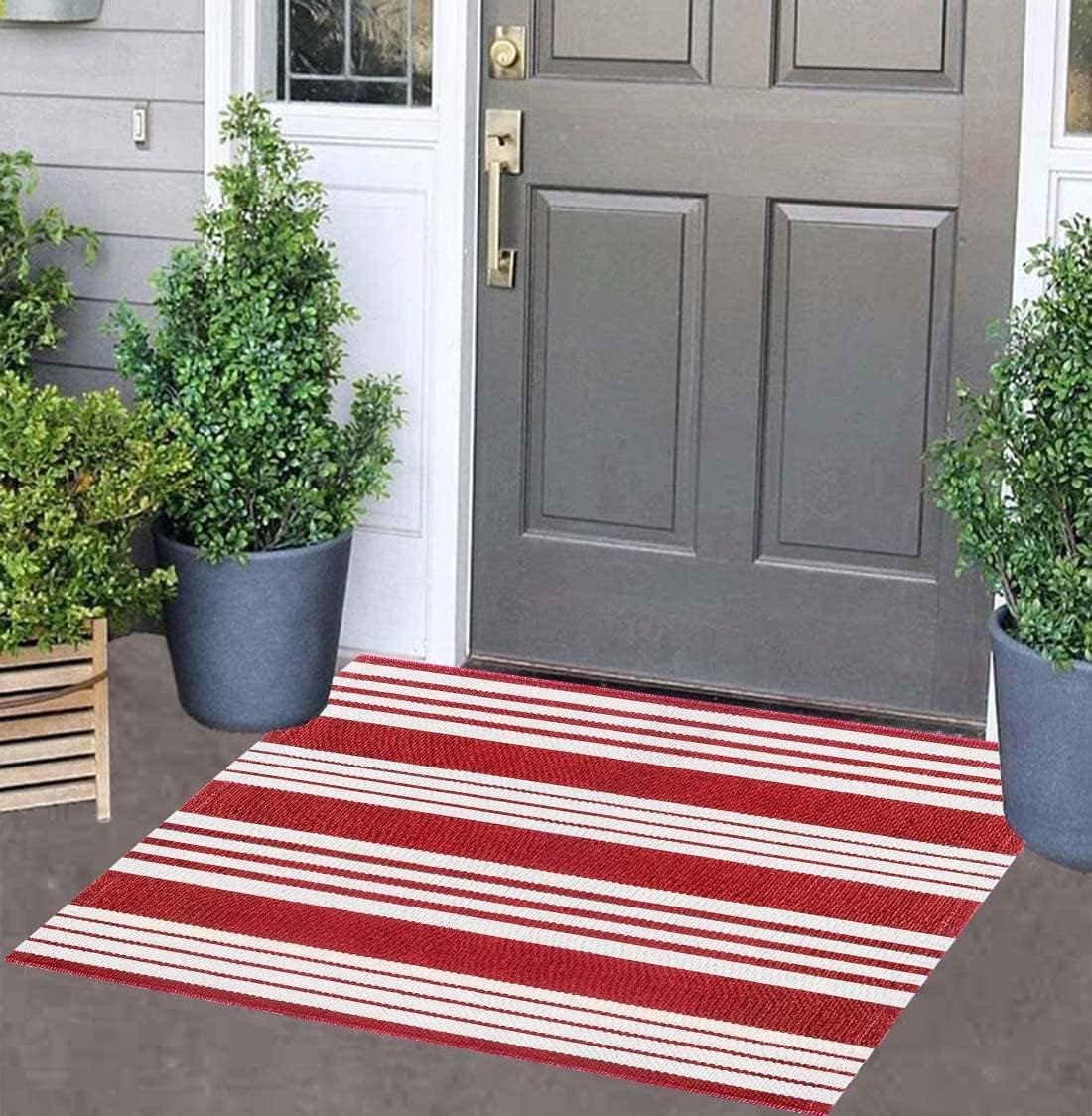 Amazon.com: Red and White Striped Outdoor Rug 24'' x 35'' Door Mat ...