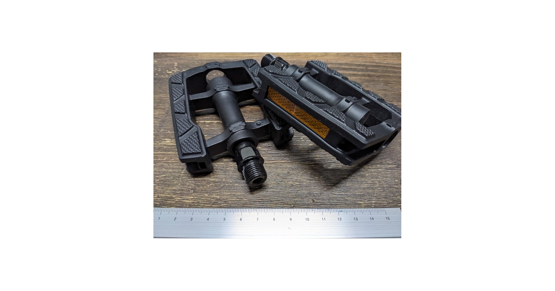 未使用　当時物　VP-956S 自転車用ペダル　LR　フラット／ベルト通し穴アリ 未使用 当時物 VP-956S 自転車用ペダル LR フラット／ベルト通し