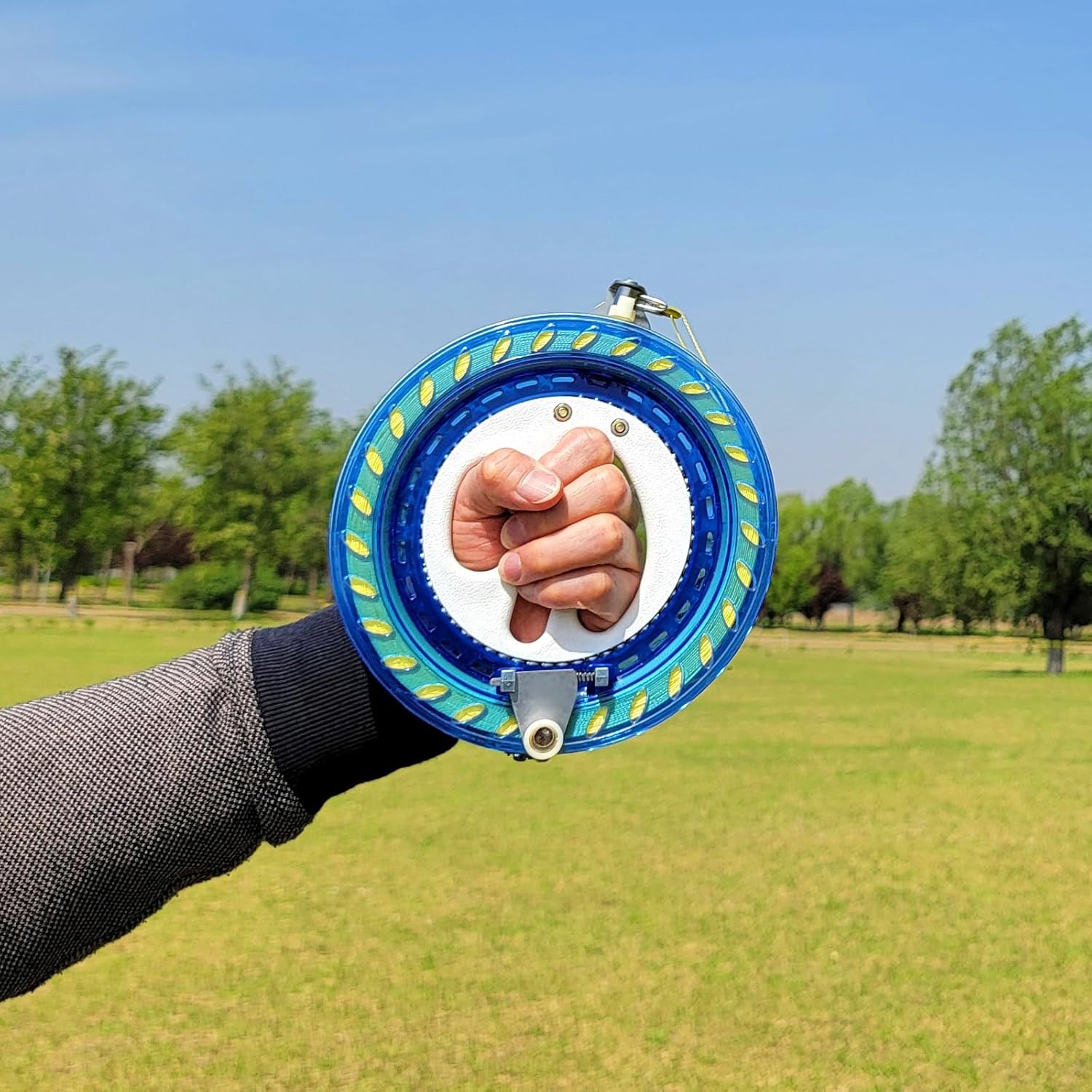 Kite Reel Winder with Line, Kite String Reel for Kids & Adults, Easy to Use Kite String and Spool, it Comes with Durable Kite Thread and Connector
