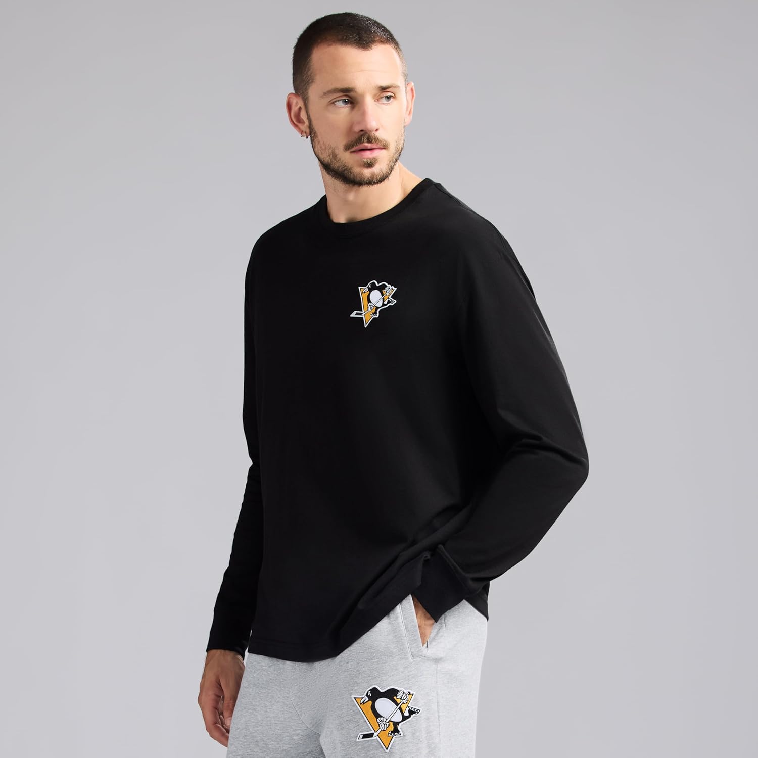 Game 7 x NHL Men's Officially Licensed Long Sleeve Crew Neck Cotton Graphic T-Shirt