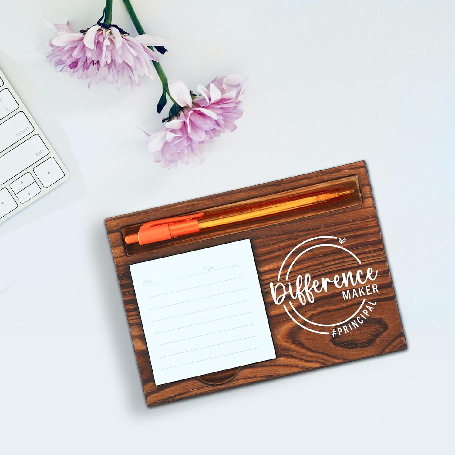 Principal Difference Maker Self-Stick Note Pad Holder Thoughtful Gift for School Principals Education Leaders Stylish and Functional Desk Organizer Work Desk Retro Note Pad Holder SDZ351