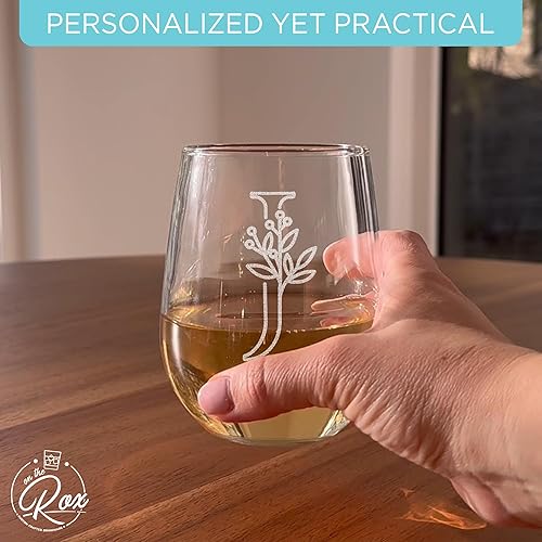 Miniatura 5 de On The Rox Drinks Regalos con monograma para mujeres y hombres Letra A-Z inicial grabada monograma sin tallo, copa de vino Regalos de vino