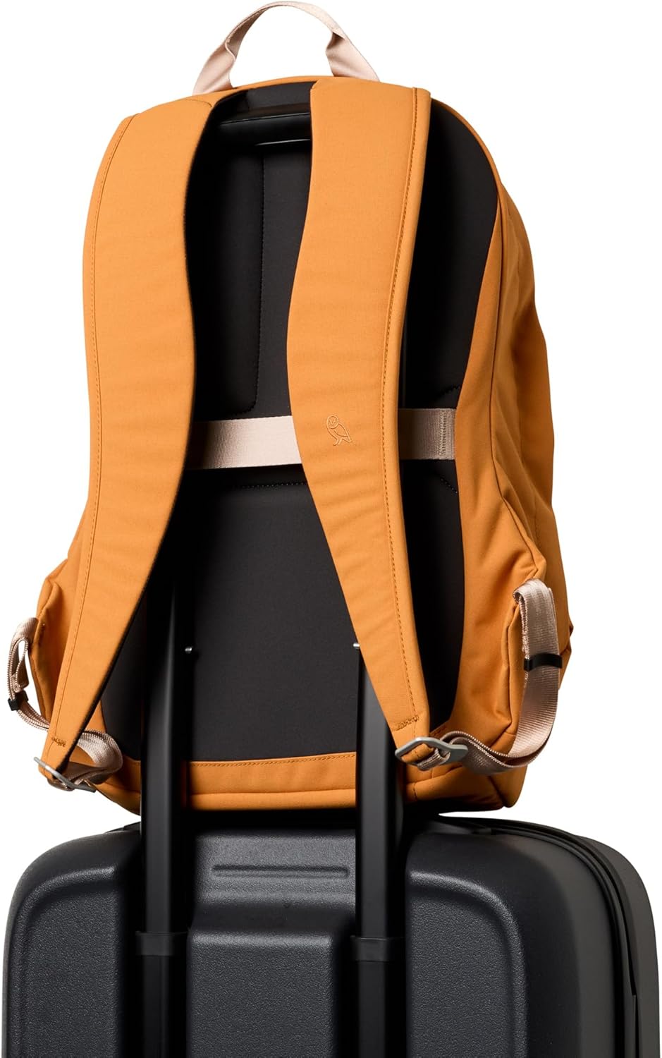 Bellroy Classic Backpack - 3rd Edition (commuter backpack with 16 inch laptop sleeve, tactile fabric, luggage pass-through) - Butterscotch - Image 6