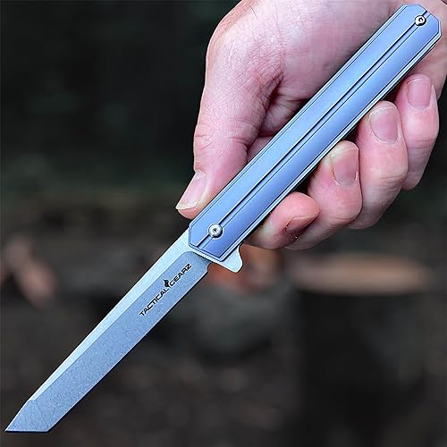 Miniatura 8 de TACTICAL GEARZ Cuchillo de bolsillo EDC de titanio prémium. Mango de titanio sólido Tc4. Hoja Tanto de acero D2! Incluye funda! Seren (platino)