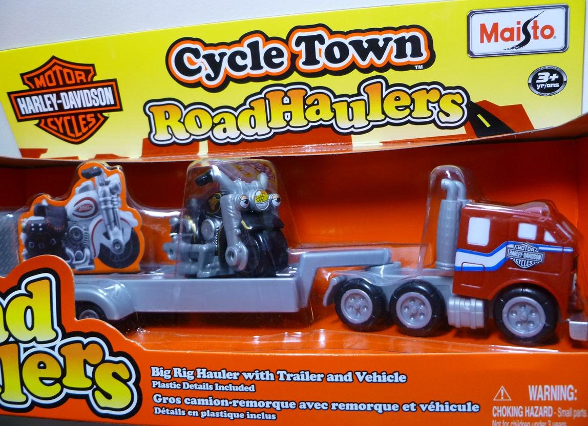 Maisto Harley-Davidson Cycle Town Road Haulers - Colors Vary