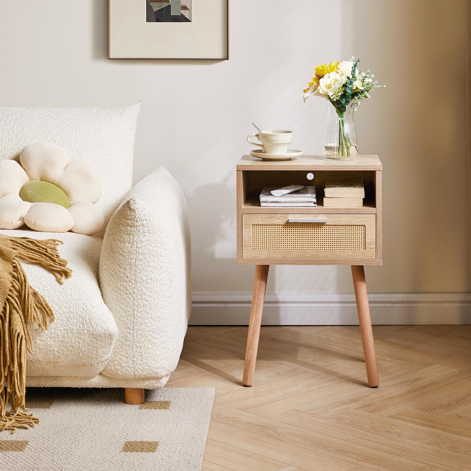 IBUYKE Comodino in rattan, tavolino boho con cassetto, ripiano aperto, comodino in legno, tavolino con gambe per camera da letto, soggiorno e piccoli spazi, naturale WNS009N