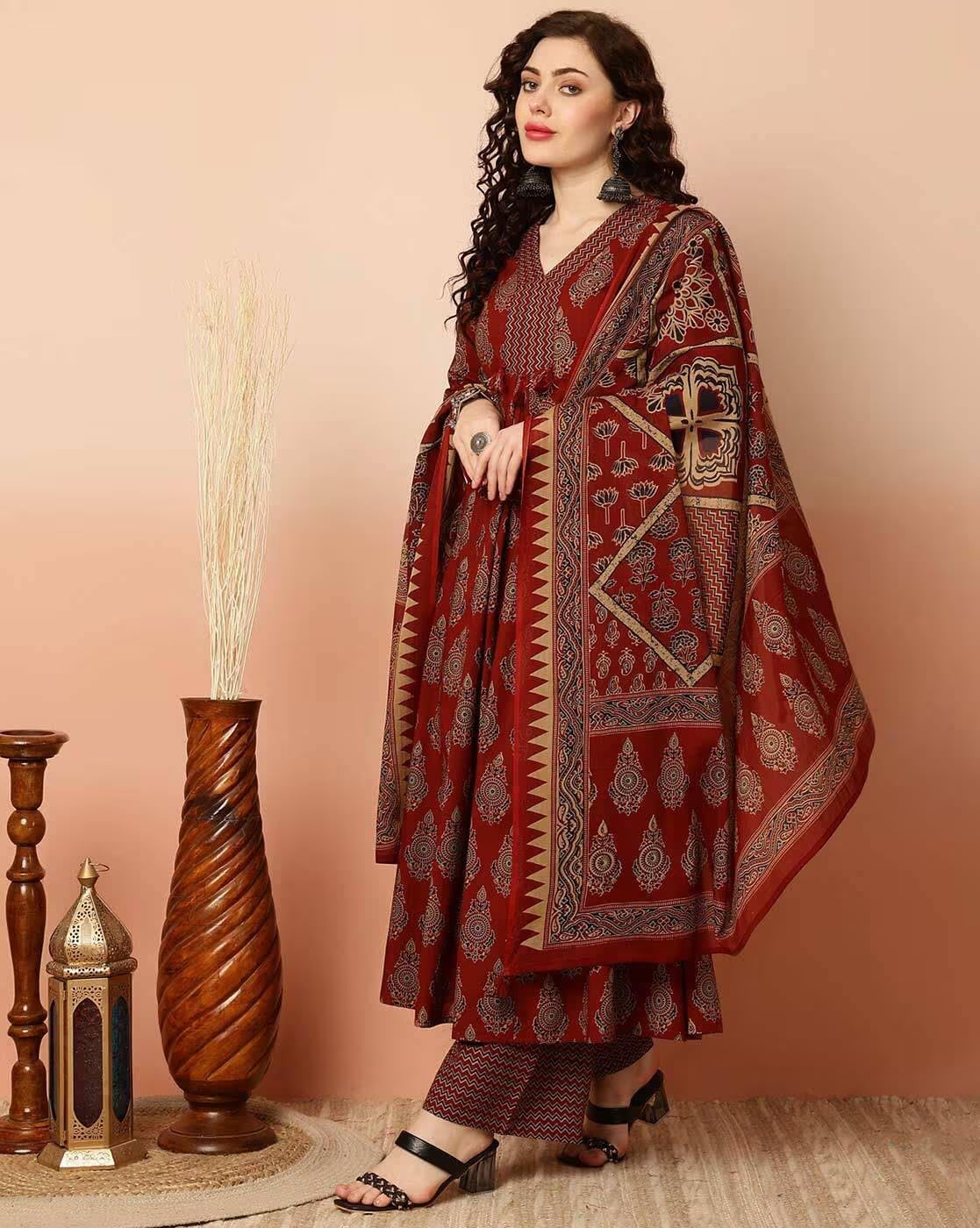 Anarkali Kurta Set für Frauen ethnische indische ausgestellte lange Partykleidung Kleid Set mit Dupatta