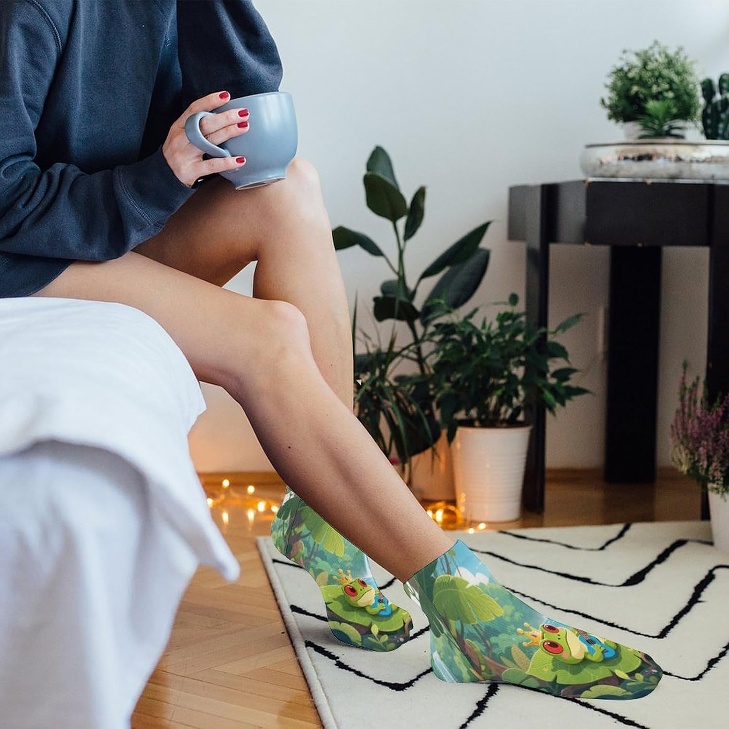 Cute Frog Ankle Socks for Men Women 5 Pairs | Comfortable Casual Low Cut Socks, Lightweight No Show Breathable Athletic Socks, Soft Mini Crew Socks for All Seasons