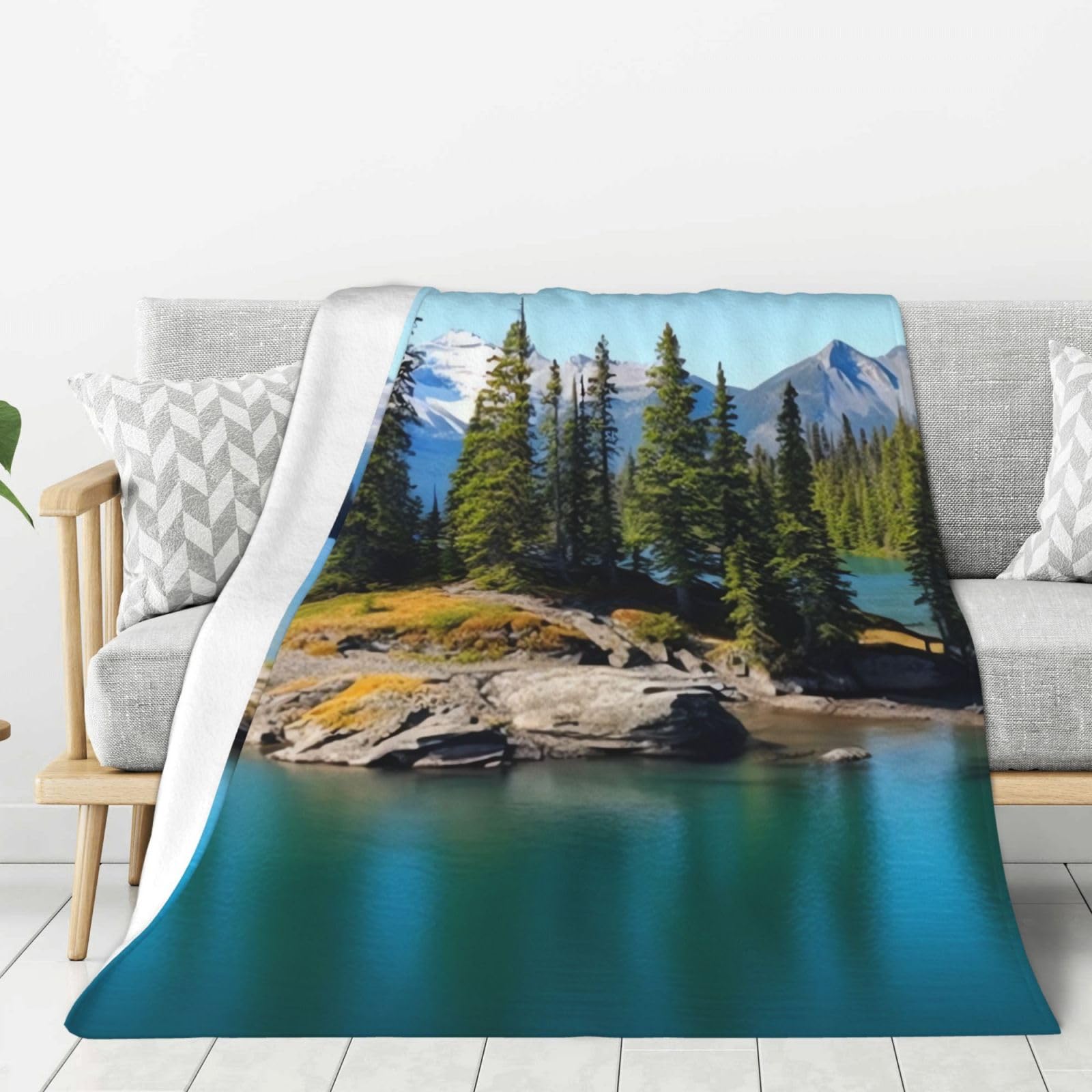 Spirit Island in Lake Throw Blanket Plush Flannel Fleece Blanket, Soft Lightweight Cozy Blankets 80"X60" for Bed Couch Sofa Travel
