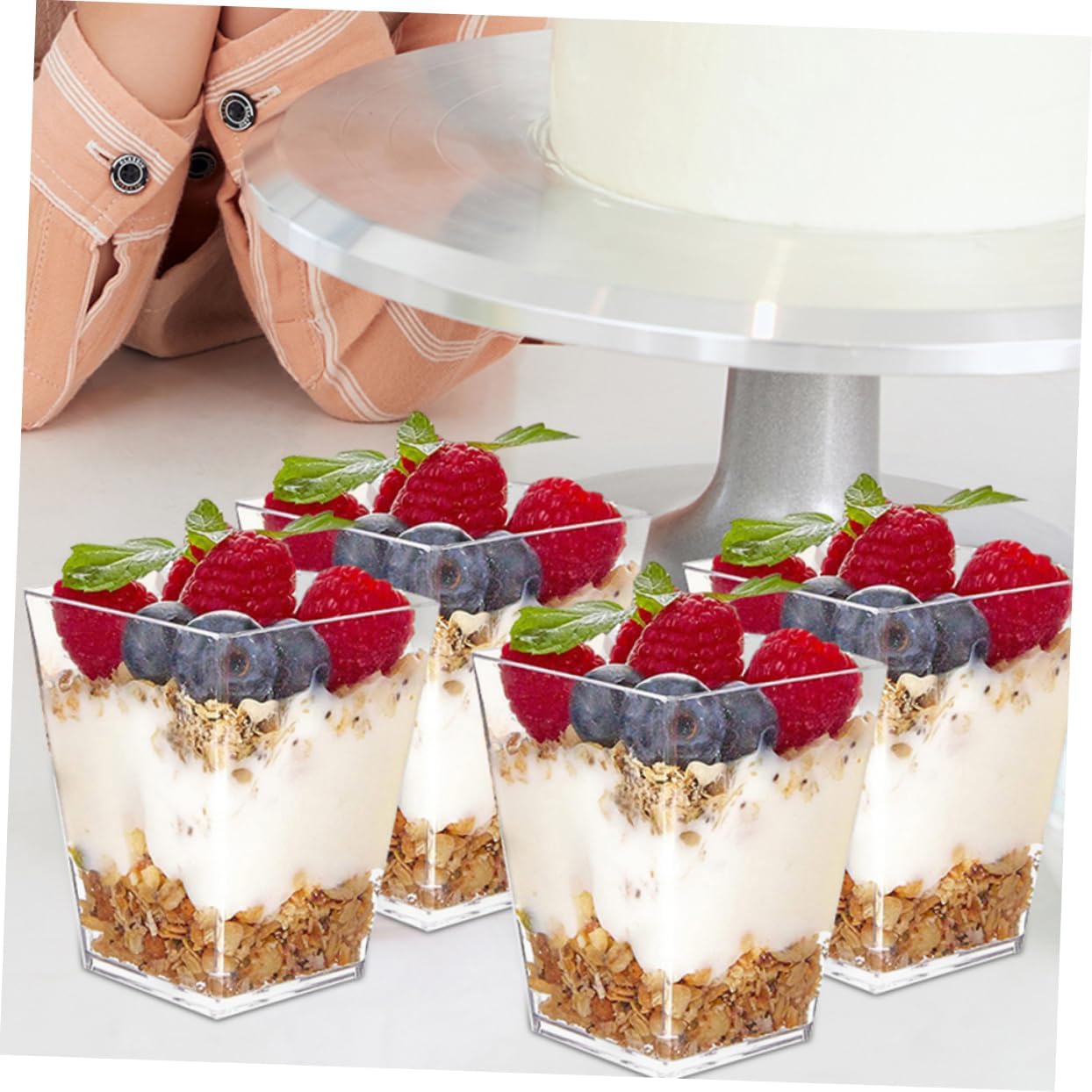 TEHAUX 1set Dessert Cups with Lids and Spoons Mousse Holders for Parties Appetizers and Desserts Pack for Home and Catering Events