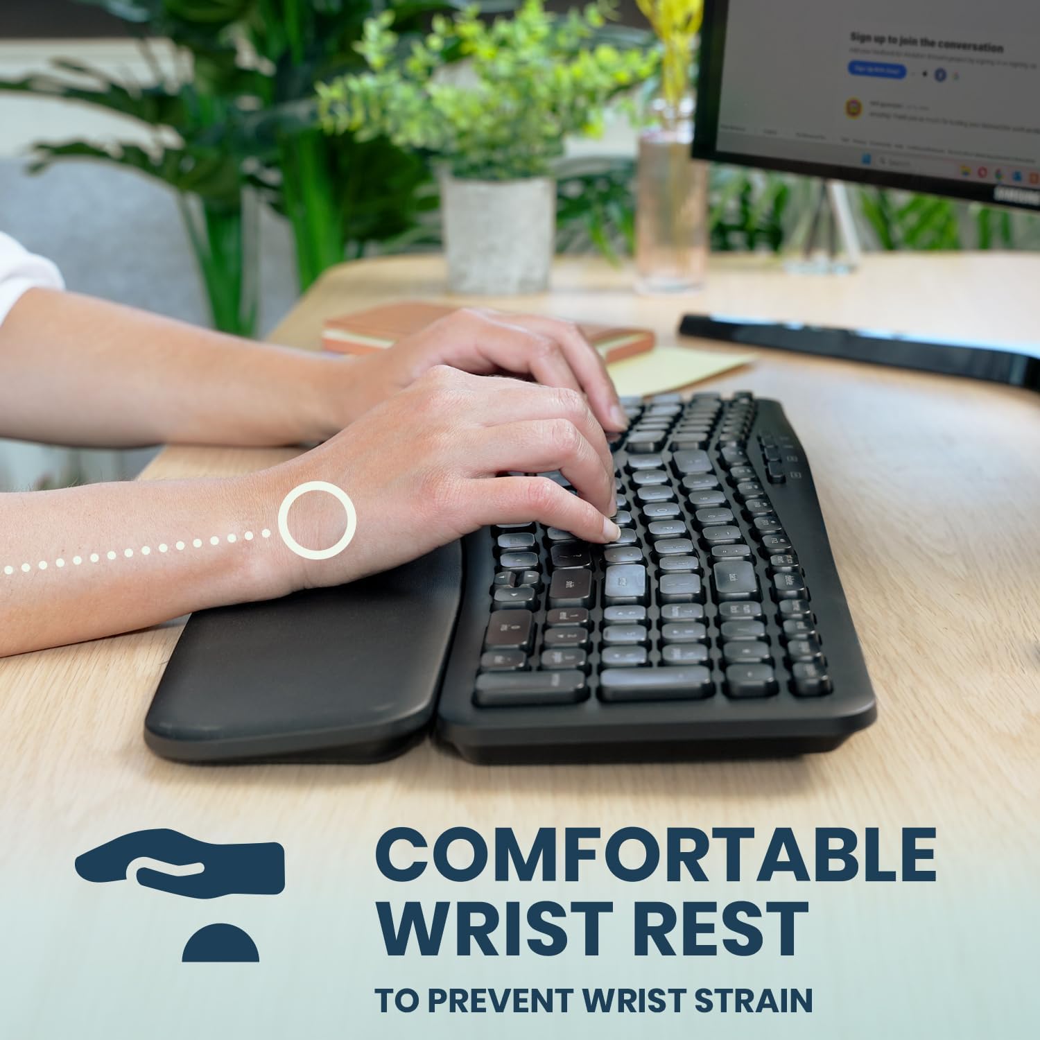 Perixx PERIBOARD-636B US, Wireless Ergonomic Compact USB Keyboard - Wireless 2.4G Technology - Build-in Number Pad - Detachable Wrist Rest - - Silent Typing - Black