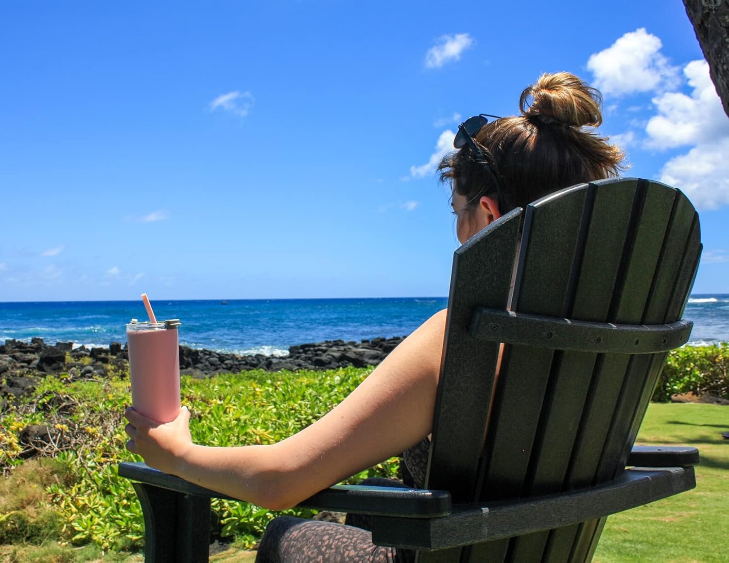 MIRA 20 oz Stainless Steel Vacuum Insulated Tumbler with Multi-Use Flip Lid & Straw - Travel Tumbler Cup for Hot or Cold Drinks - Pink - Image 3