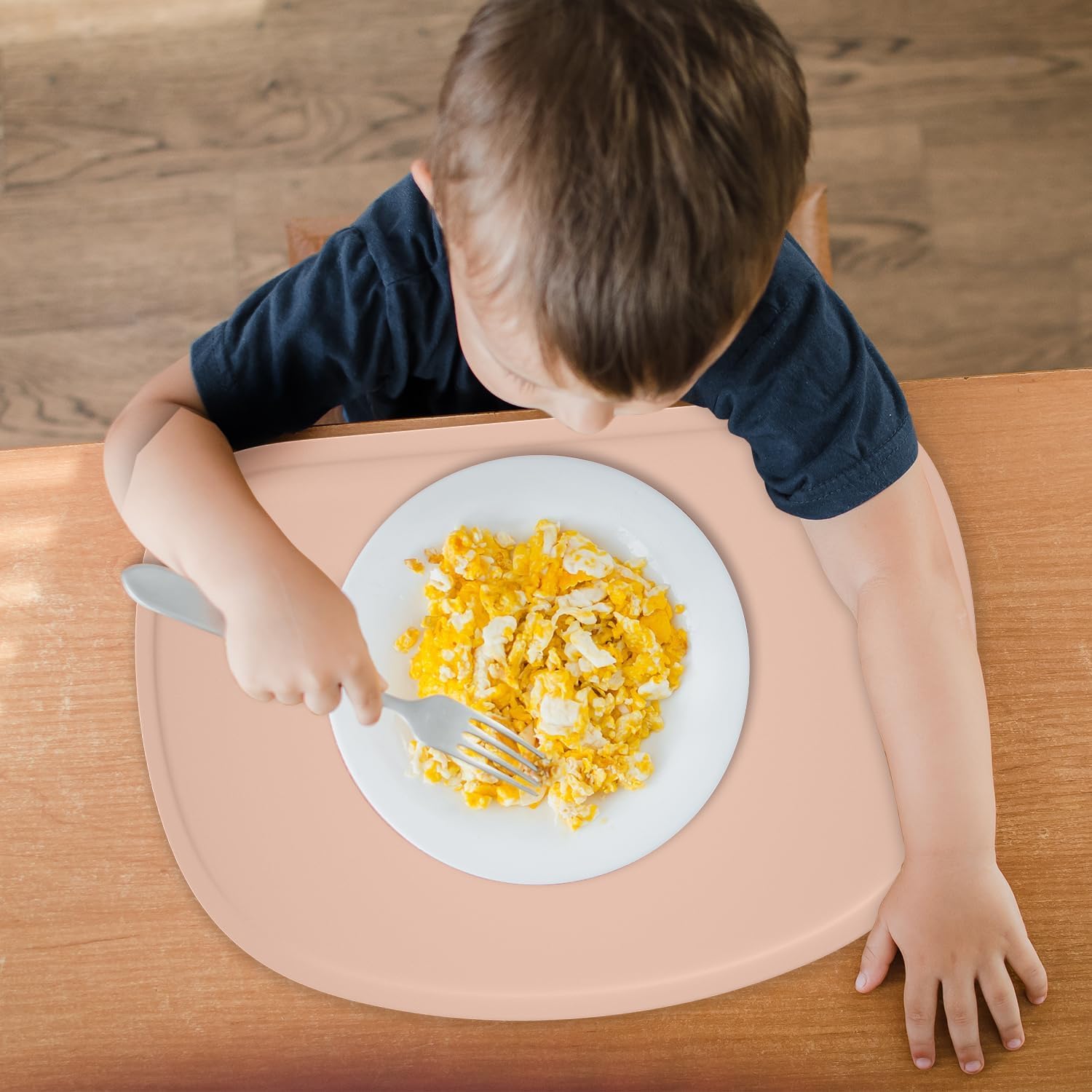 Cuddle Campus Juego de 3 manteles individuales de silicona con bordes elevados para niños, niños pequeños, bebés, tapete antideslizante para mesa de comedor, tapete de alimentación para bebés, juego