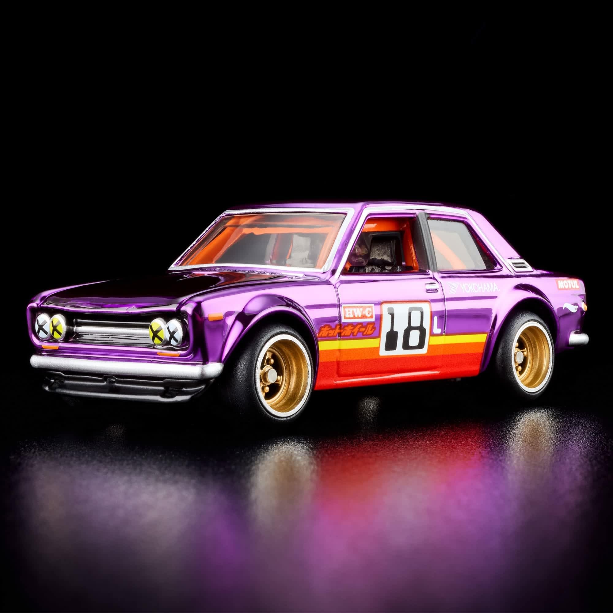 Hot Wheels RLC '71 Datsun 510, Spectraflame Purple, w skali 1:64, odlewany metalowy samochód z otwieraną maską, prawdziwe złote koła jeźdźców, ekskluzywna kolekcja