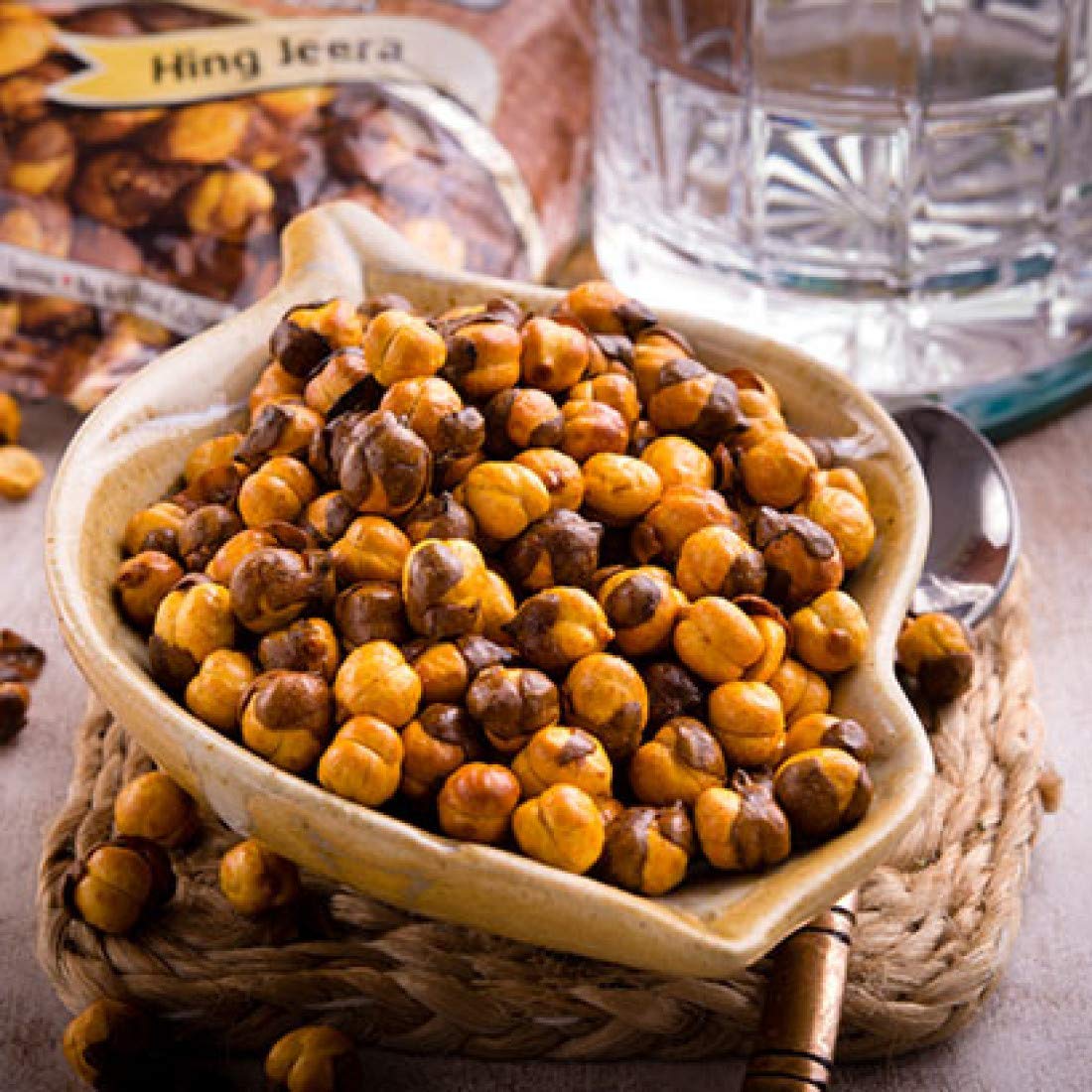 Nutro Cart Roasted Chana, Desi Chana | Hing Jeera Flavour | Crunchy, Light and Flavourful | Namkeen Snack Food (Pack of 900 Grams)| Special For Diwali Festival Celebration | Festival Gift Hamper | Deepawali Gift Pack For Family, Friends, Corporate Office Gifts Combo