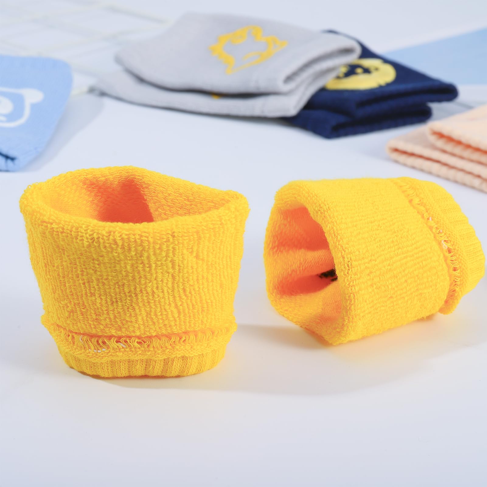 Lvefyti Baby Knieschoner 5 Paar Cartoon Tier Design mit Anti Rutsch Gummipunkten Weiche Baumwoll Krabbelschützer für Jungen & Mädchen