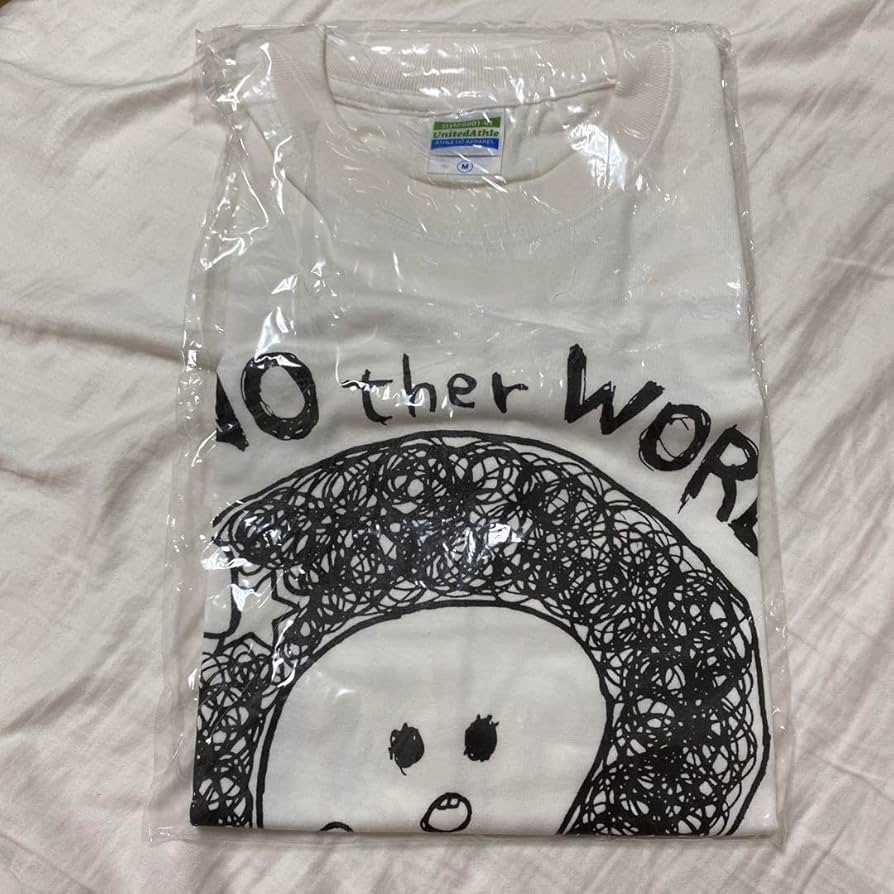 【新品未開封】あのちゃん 生誕祭限定Tシャツ Mサイズ Amazon.co.jp: あのちゃん ANOtherWORLD T 生誕祭 : おもちゃ