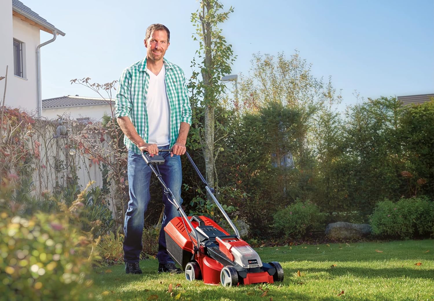 Einhell Tondeuse à Gazon sans Fil GE-CM 18/30 Li Kit Power X-Change 18 V Largeur de Coupe 30 cm Batterie 3,0 Ah Chargeur