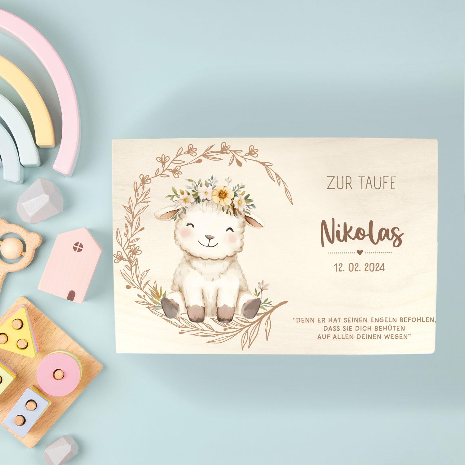 GRAVURZEILE Bedruckte Erinnerungskiste - Tiere Taufe - Personalisiert mit Name & Datum - Erinnerungsbox für Mädchen & Jungen - Geschenk zur Kommunion, Konfirmation & Taufe - Farbe: Lamm