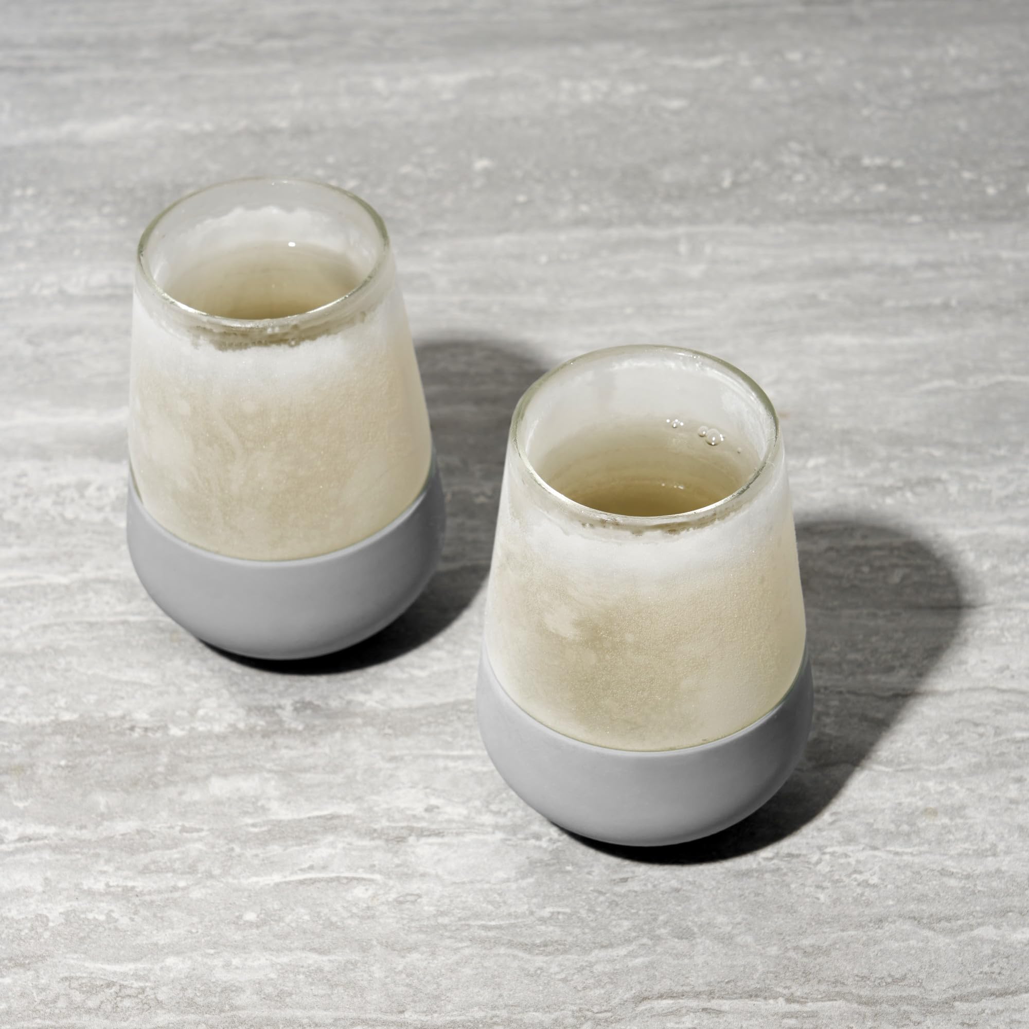 Host Wine Freeze Kühlbecher, Gefrierbecher für Getränke, isolierte Becher, coole Weingläser, 2 Stück, 240 ml, Grau