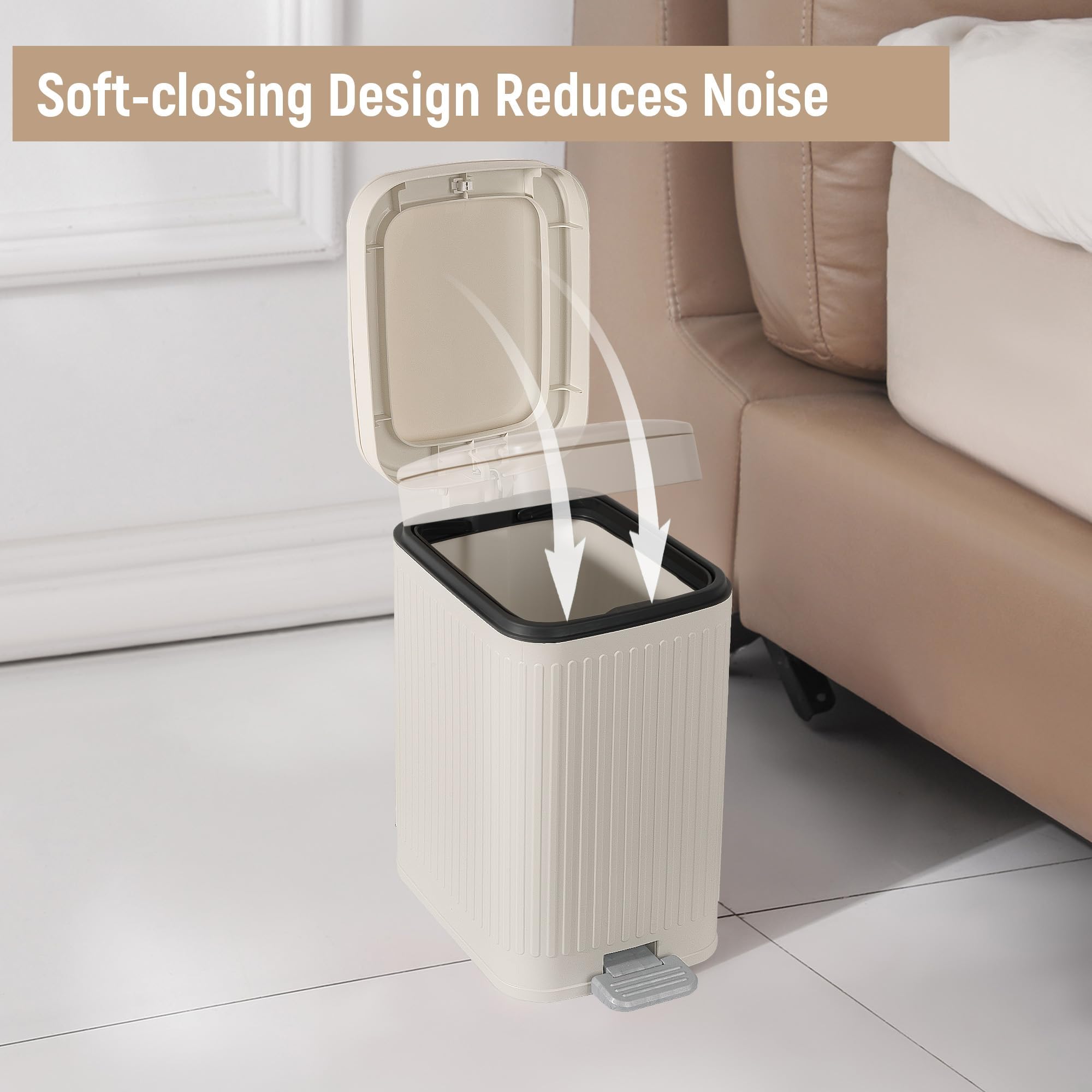 Pattumiera da bagno piccola con coperchio, 2,6 galloni Slim Soft Close Step, crema | Pattumiera con pedale per ufficio, camera da letto, cucina e soggiorno, contenitore stretto in plastica per piccoli spazi