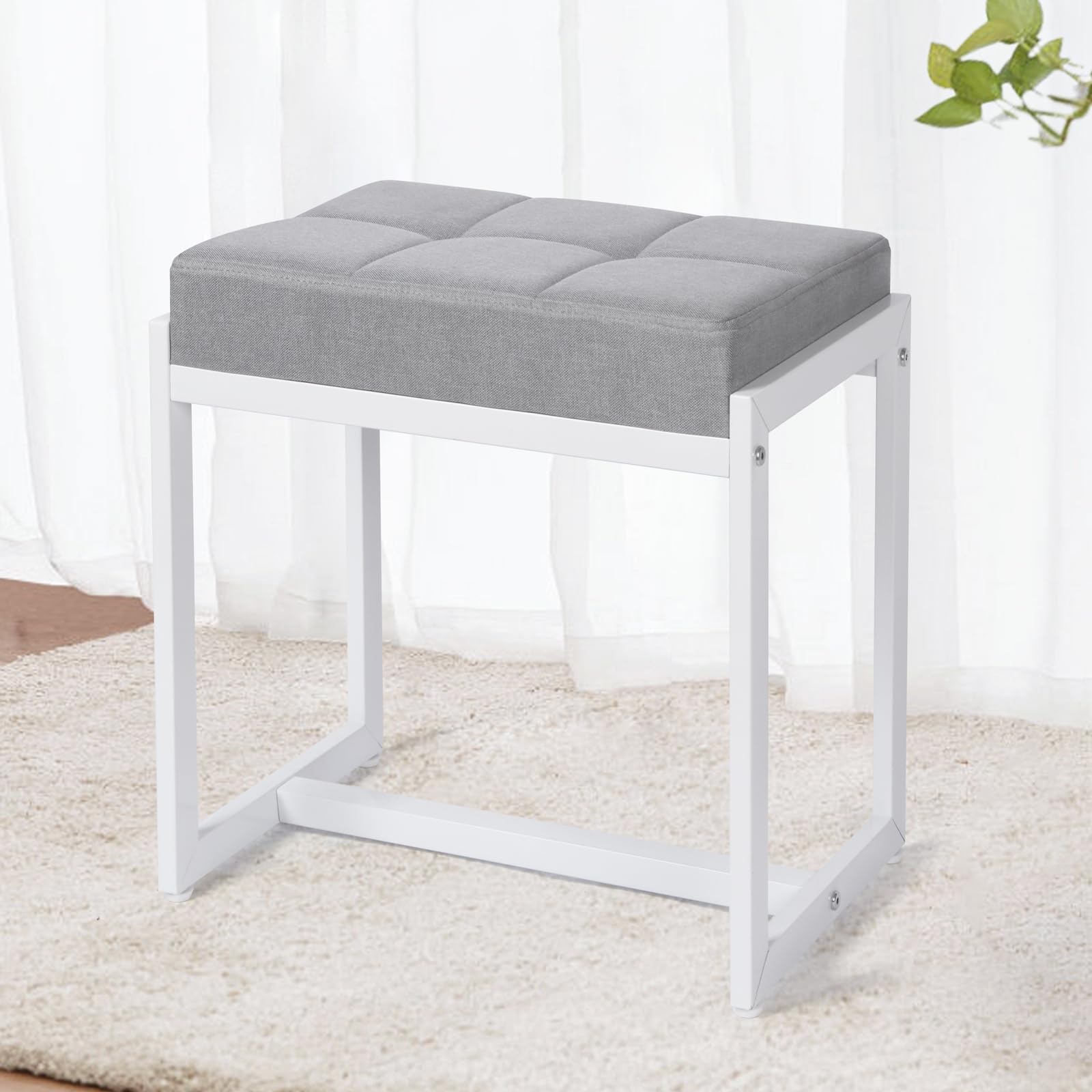 Sgabello da trucco, piccolo shocker, in lino con struttura in metallo, sgabello quadrato ottomano, poggiapiedi per soggiorno, camera da letto, ingresso, moderno sgabello grigio e bianco