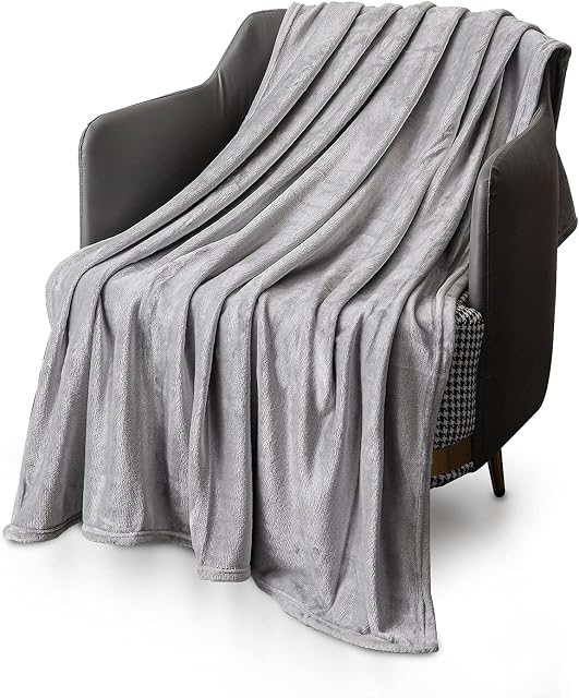 KEPLIN Flannel Blanket Large Throw Bedspread - 130 x 150 cm | Soft Fluffy Warm Light Microfiber Fabric Design for Duvet Cover Quilt Rug | Perfect for Adults or Children's Gifts (Silver Grey, Single)