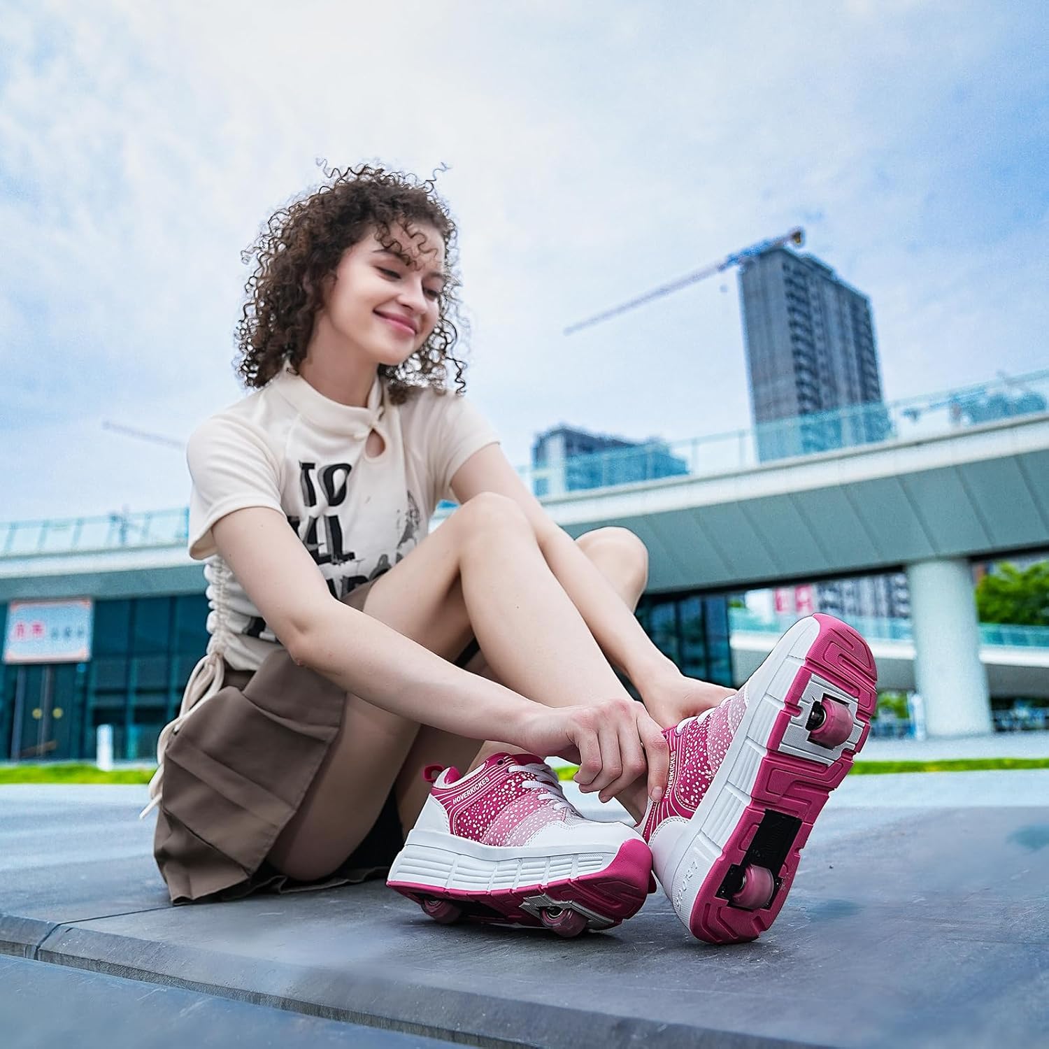 LED Roller Skate Shoes for Kids Boys Girls Light Up Roller Sneakers with Detachable Wheels Rechargeable Flashing Wheeled Shoes