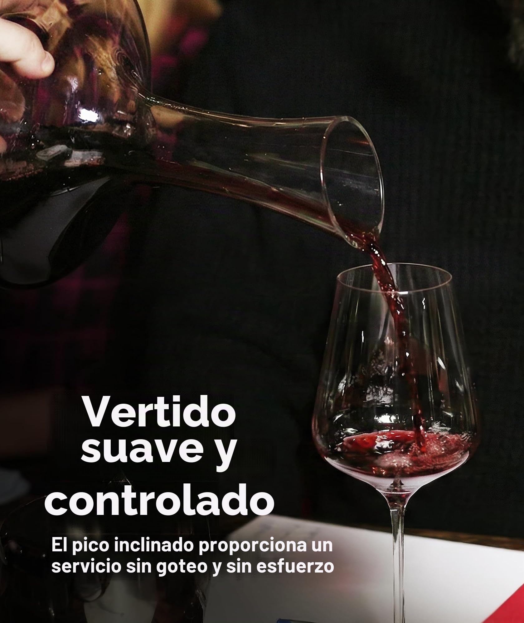 Le Chateau Decantador de vino - Jarra de cristal soplado a mano sin plomo para vino - Gran capacidad (750ml) - Respirador y aireador de vino tinto - Juego de jarra para vino - Regalos y accesorios