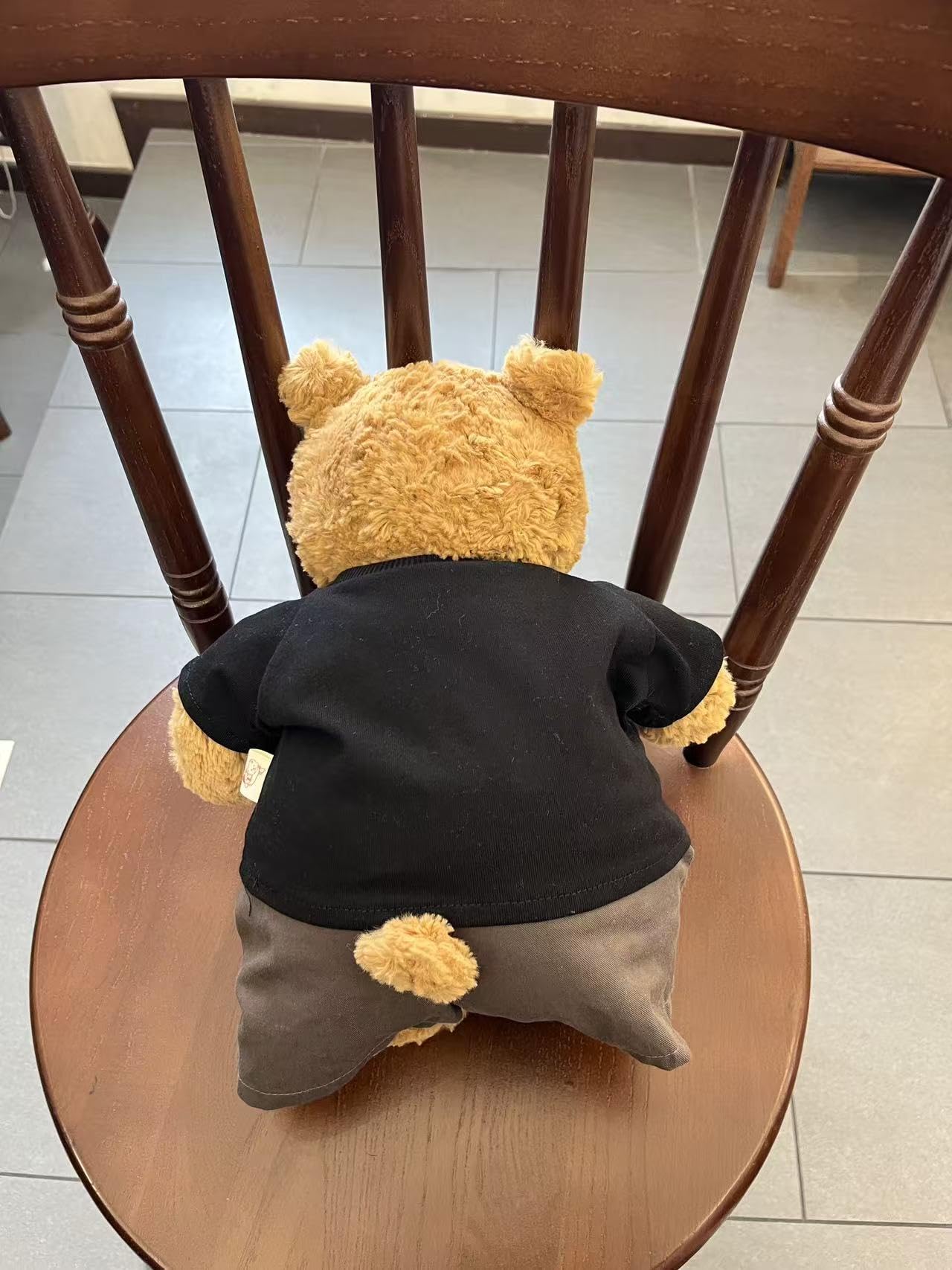 9-12"/30cm Honey Bear Teddybär Kleidung – Passend für 28cm Bumblybear, Medium Bartholomew Bear – 2-teiliges Set mit schwarzem Kurzarm-T-Shirt und Grauer kurzer Hose (OHNE SPIELFIGUR)