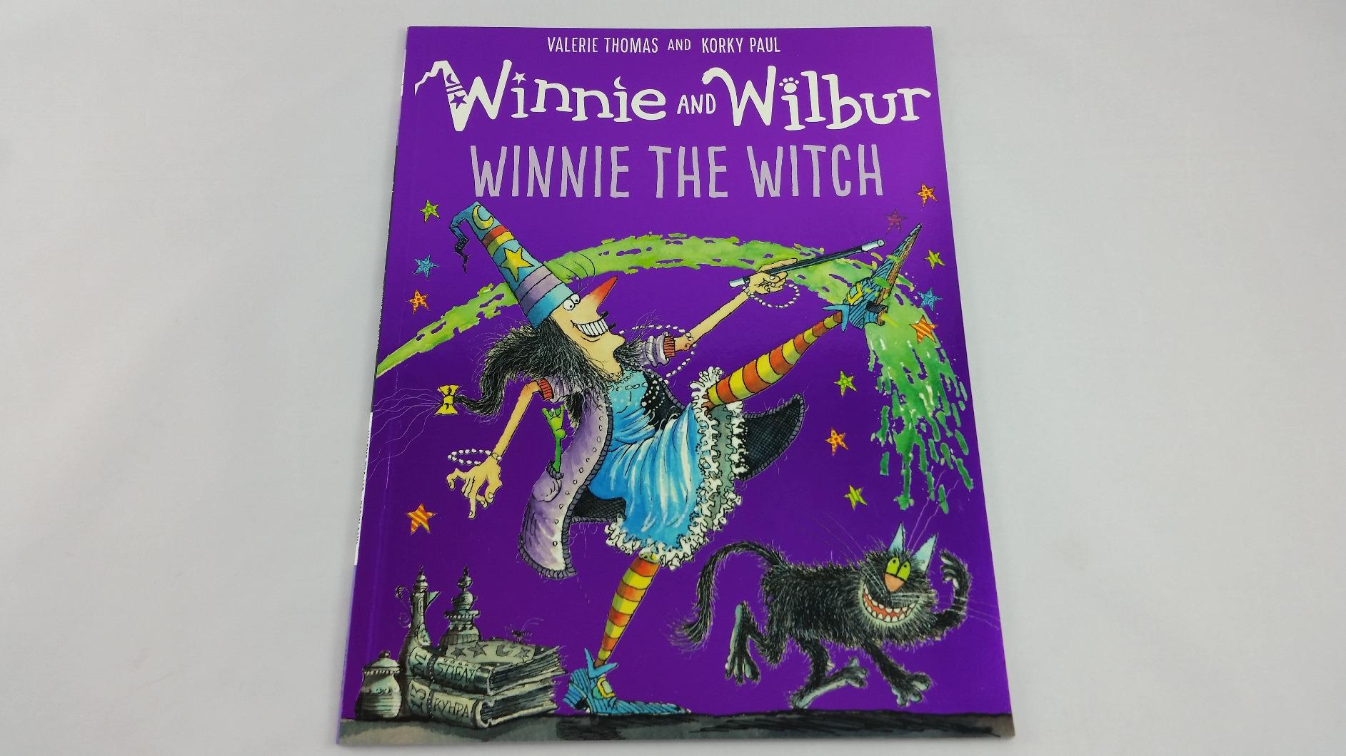 Winnie and Wilbur: Winnie the Witch: Amazon.co.uk: Thomas, Valerie ...