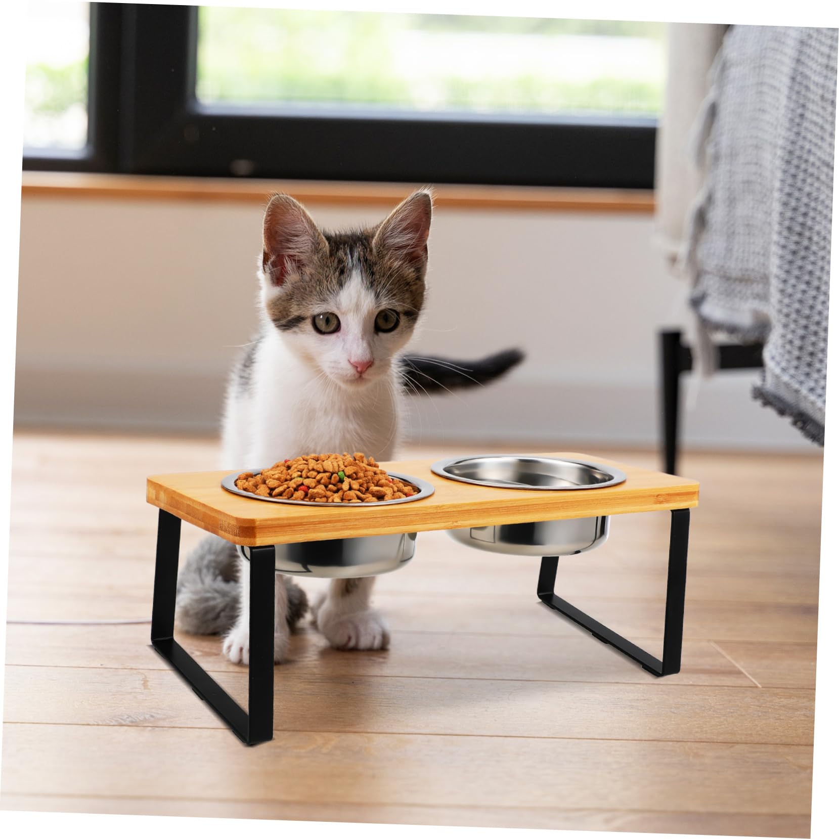 PartyKindom Erhöhte Katzennäpfe mit 2 Edelstahlnäpfen Holzständer und Rutschfester Basis Ergonomische Futterstation für Wohnungskatzen und Kleine Hunde