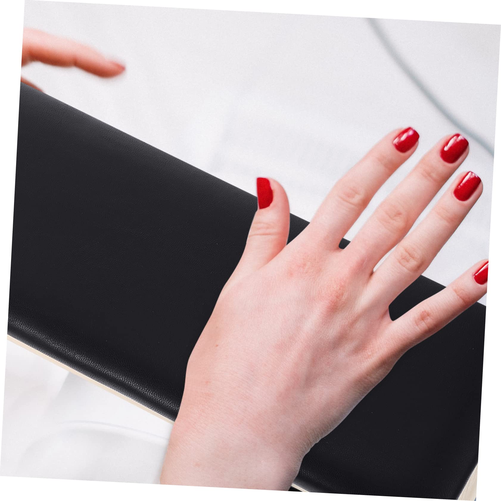 Cuscino Poggiapolsi per Manicure in Legno e Cuoio Nero | Supporto per Nail Training e Uso Domestico, Spazio per Lampada e Cleaner, Accessorio Pratico da Salone