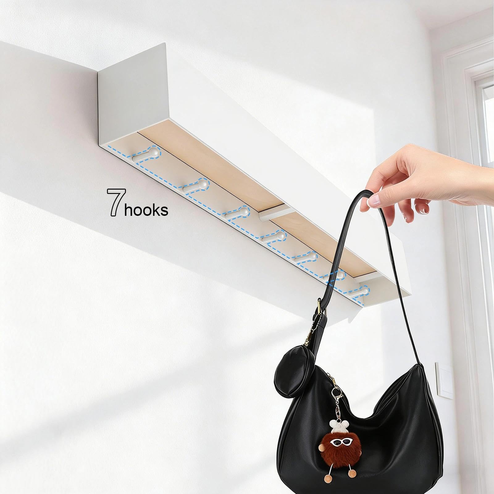 Colgador de Pared de 60 cm con Estante y 7 Ganchos Ocultos, Espaciosa Perchero de Pared Metal y Madera, Ganchos Percheros para Pasillo, Dormitorio, Sala de Estar, Blanco