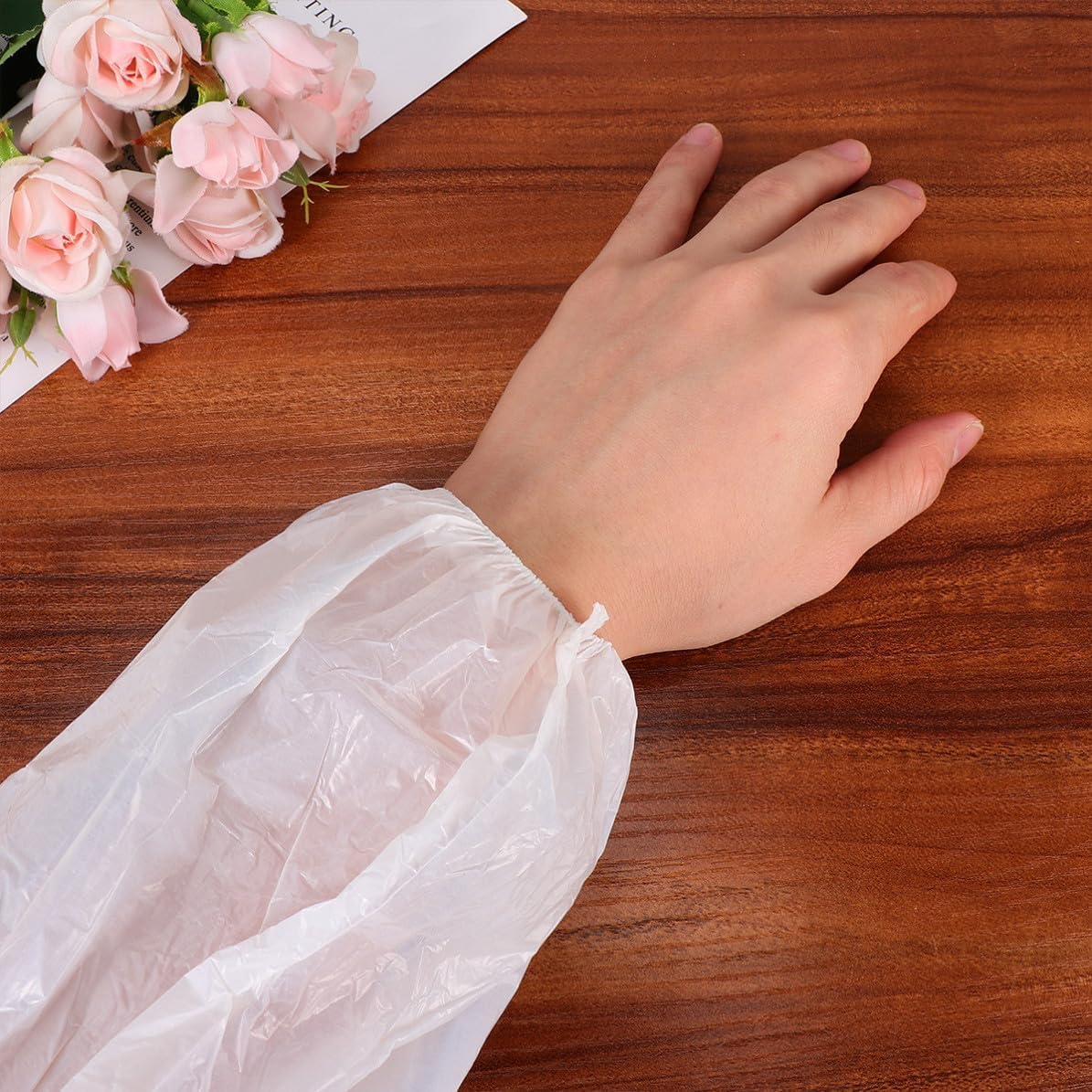 1 Box Disposable Waterproof Pe Arm Sleeves for Cleaning and Home Use, White Protective Sleeve Covers, Easy to Wear and Take, for Kitchen and Household Tasks