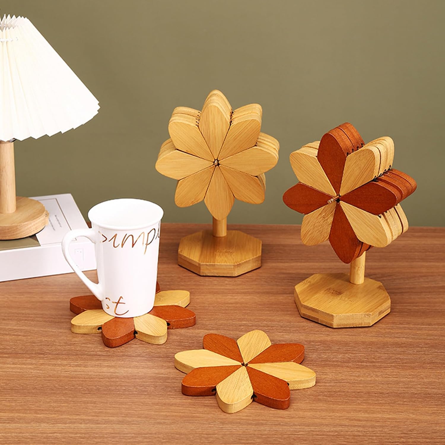 Pinwheel Shape Wood Placemat Wooden Drink Holders Kitchen Trivet with Base for Hot Dishes Pots Use Pinwheel Design Trivet Set