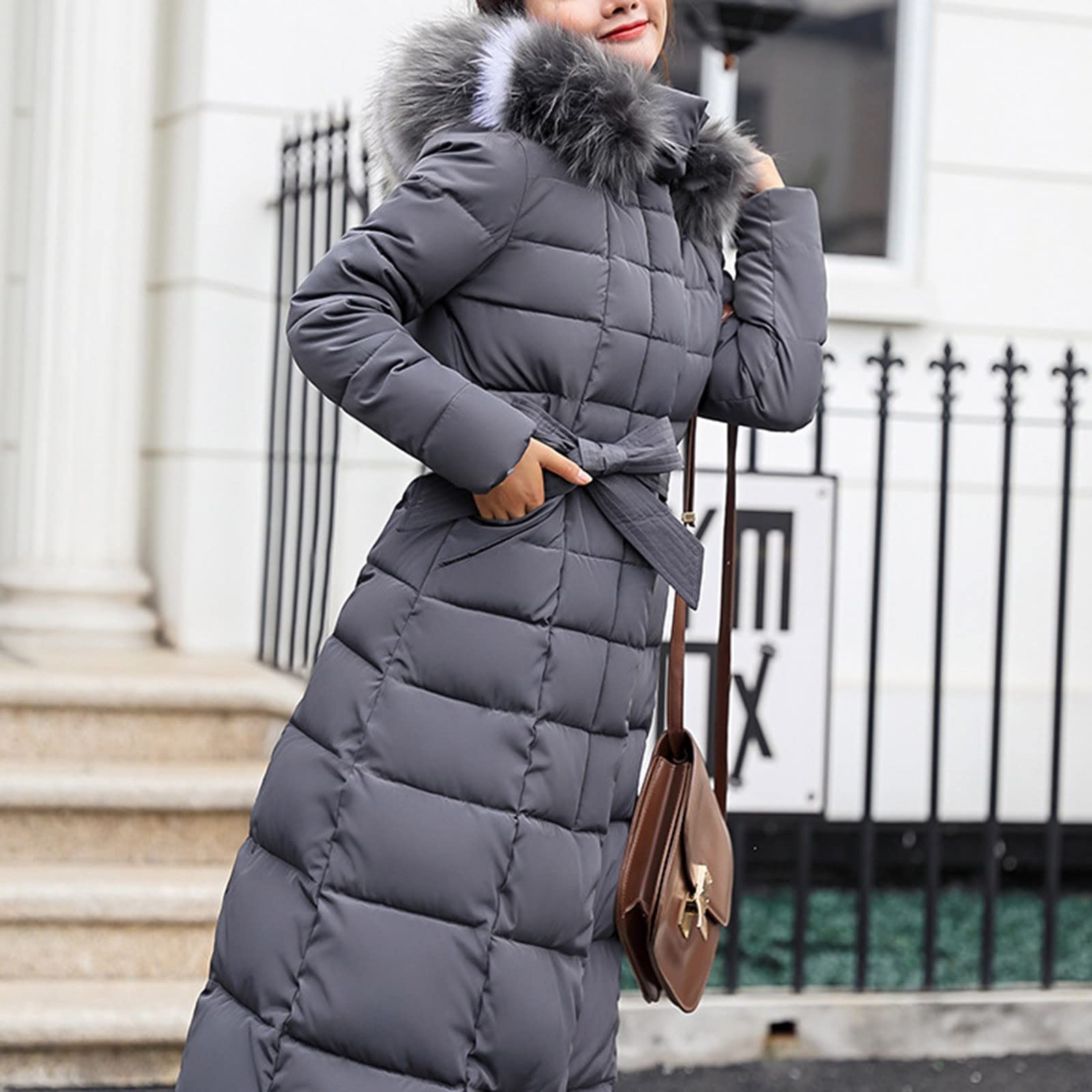 Piumino trapuntato da donna invernale - piumini lunghi per le donne piumini trapuntati giacca a vento slim fit cappotto con tasche piumini parka con cappuccio in pelliccia cappotto con cintura piumino
