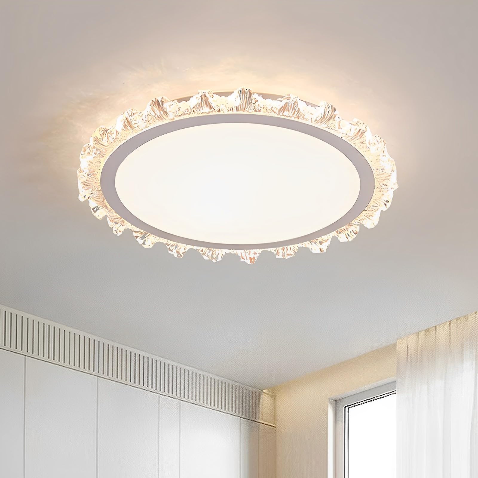 Plafonnier encastré créatif intérieur proche du plafonnier