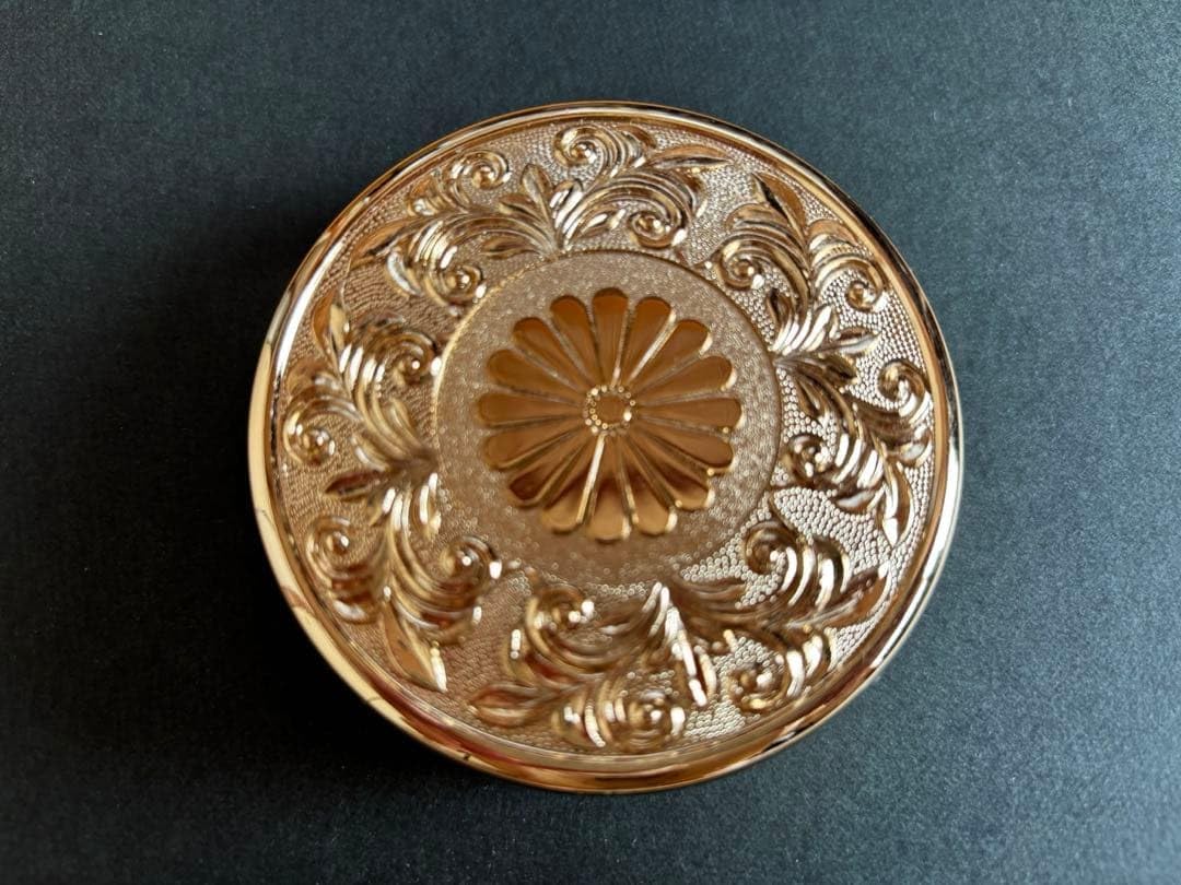 24kgp 金メッキ 菊の御紋 朱肉ケース 24KGP 金メッキ 月光 皇室の紋章 十六