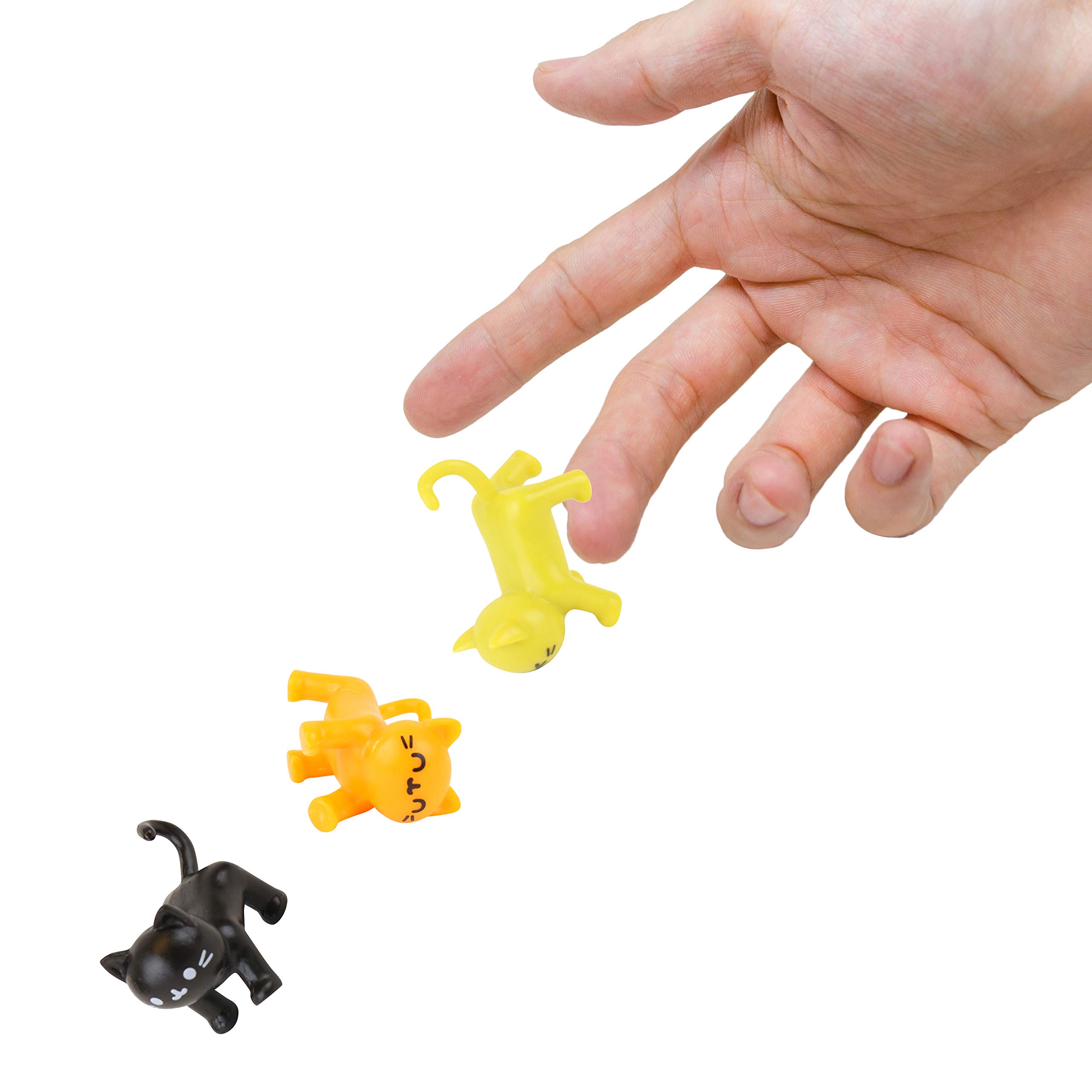 Nine Lives Throwing Cats Game - Image 4