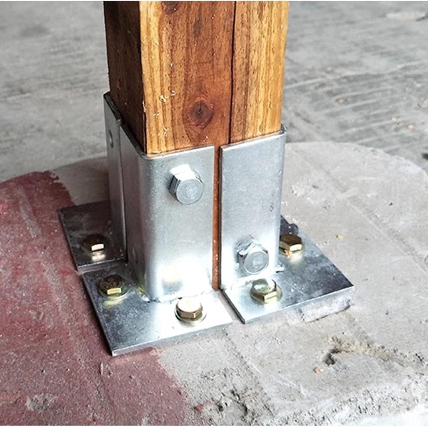 Heavy Duty Adjustable Fence Post Holder/Support Base