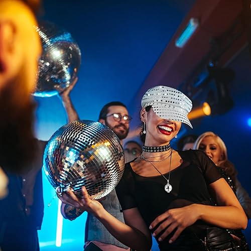 Miniatura 5 de XEPST Juego de 4 accesorios de disfraz de discoteca de los años 70 con sombrero de lentejuelas, aretes de plata, lentes de sol, collar, kit