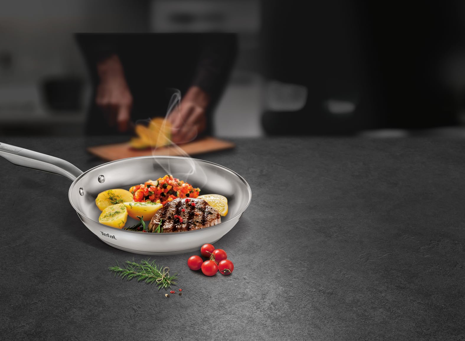 Tefal Virtuoso Lot de 2 poêles 24/28 cm, Induction, Garantie 10 ans, Acier inoxydable de qualité premium, Saisie parfaite, Recettes créatives E492S225