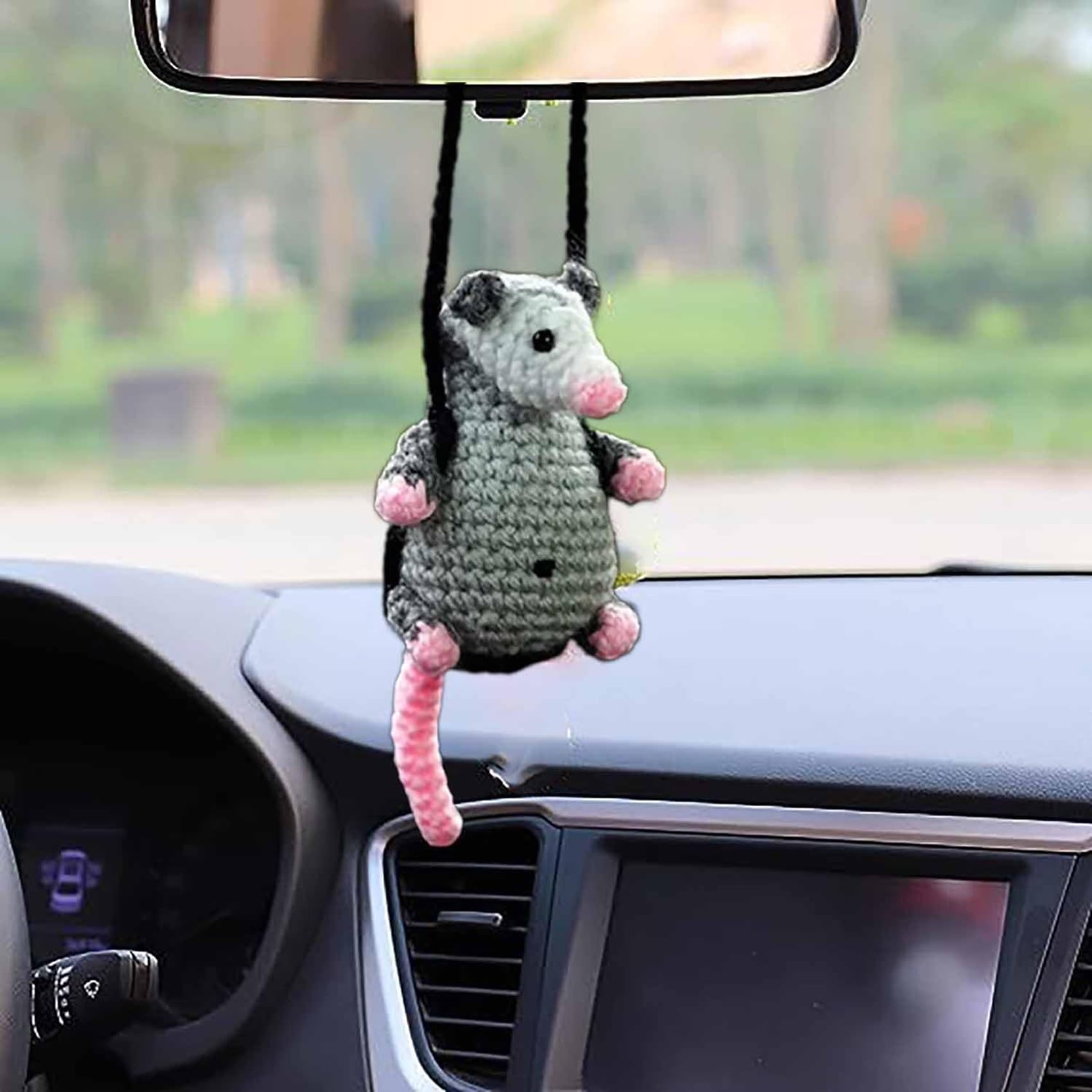 Ciondolo Per Auto Opossum All'Uncinetto – Ornamento In Maglia 22x5,5 Cm Per Specchietto Retrovisore, Simpatico Regalo Accessorio - 4