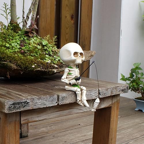 Miniatura 5 de Figura de calavera de Halloween Lindo adorno de calavera de pesca, estatua de esqueleto de calavera de resina de Halloween, decoración del hogar,